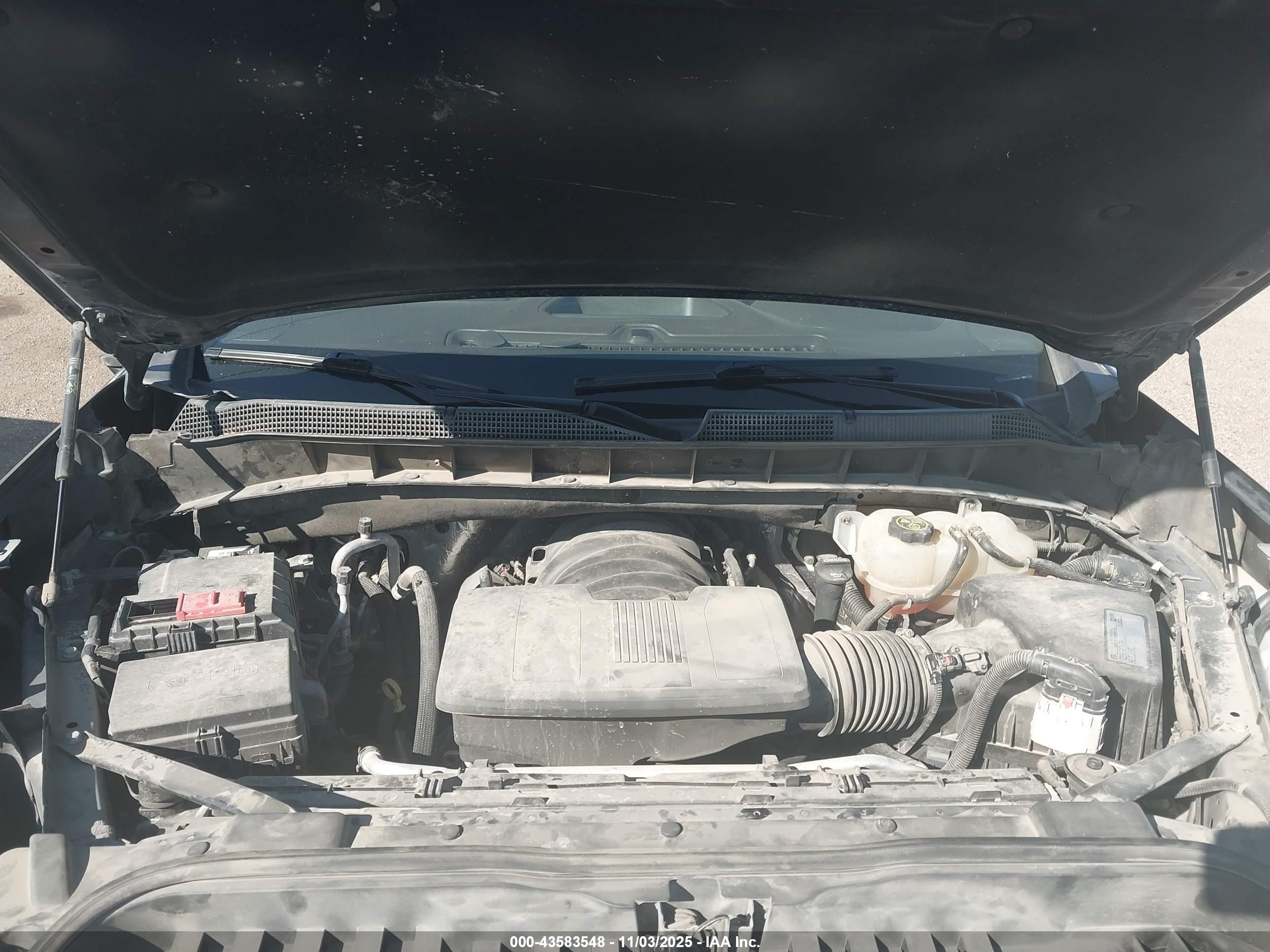 CHEVROLET SILVERADO image 10