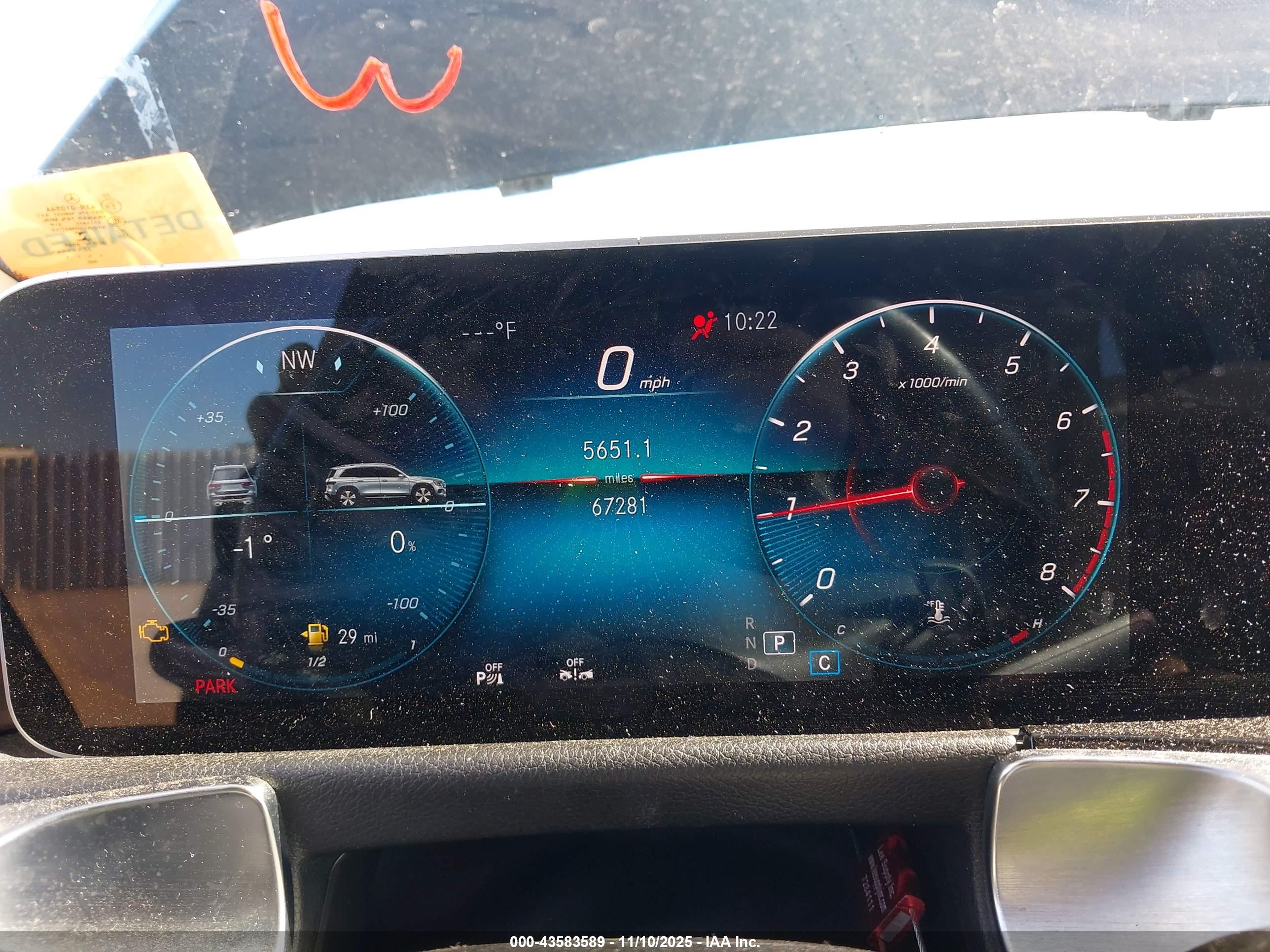 MERCEDES-BENZ GLB image 7