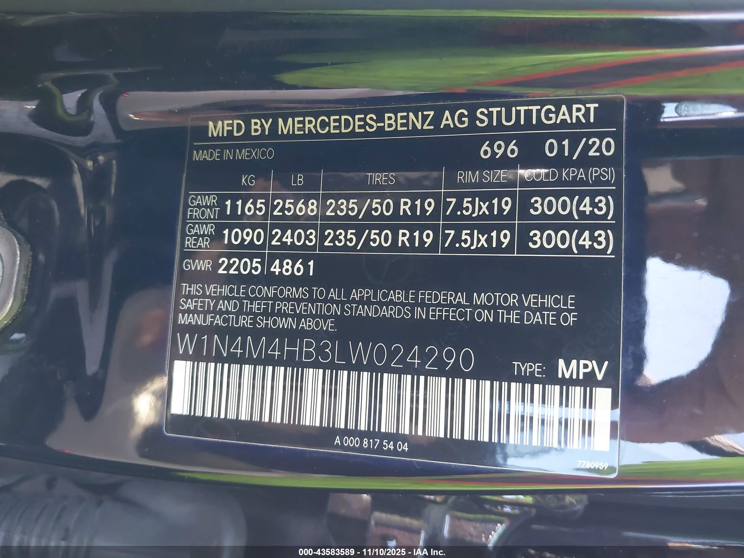 MERCEDES-BENZ GLB image 9