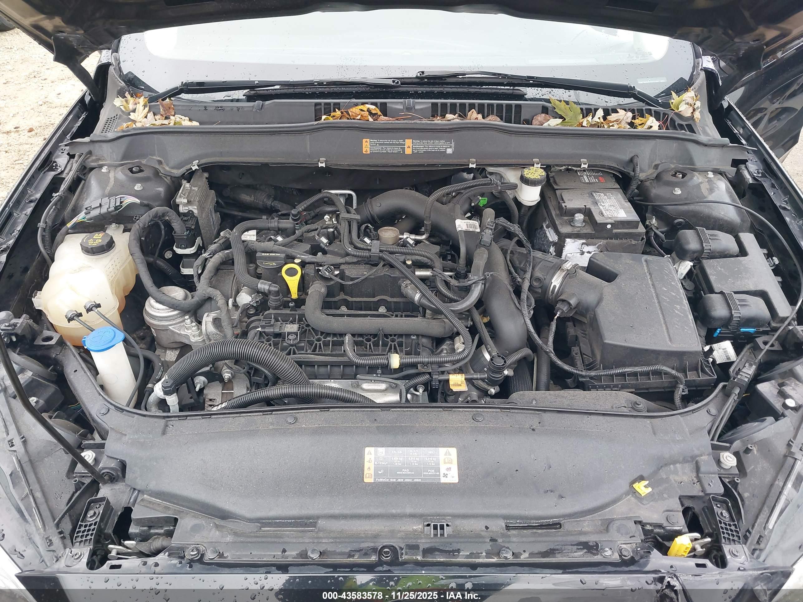 FORD FUSION image 10