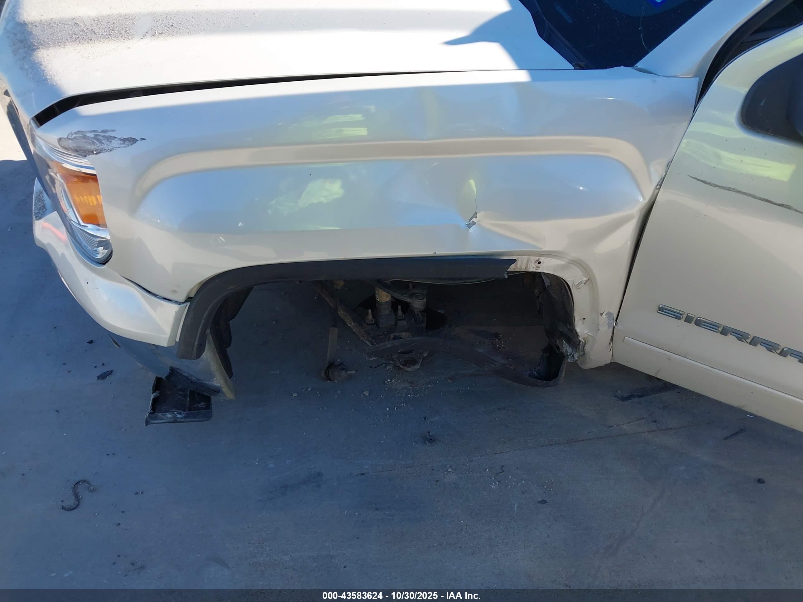 GMC SIERRA image 6