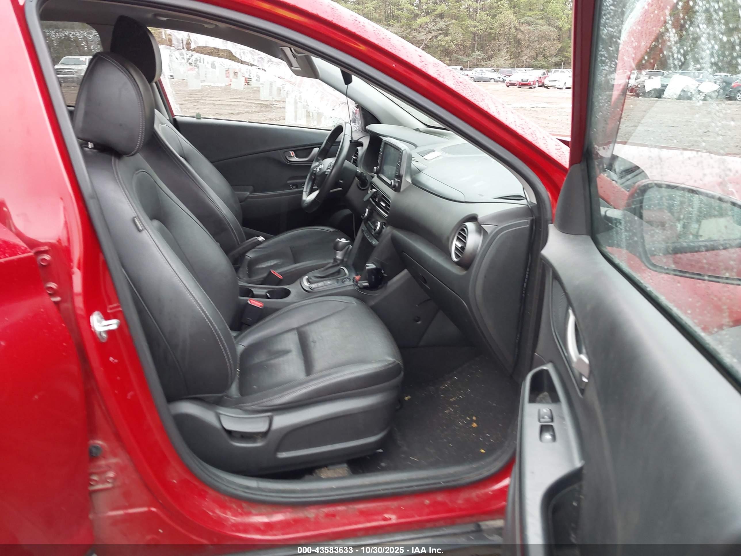 HYUNDAI KONA image 5