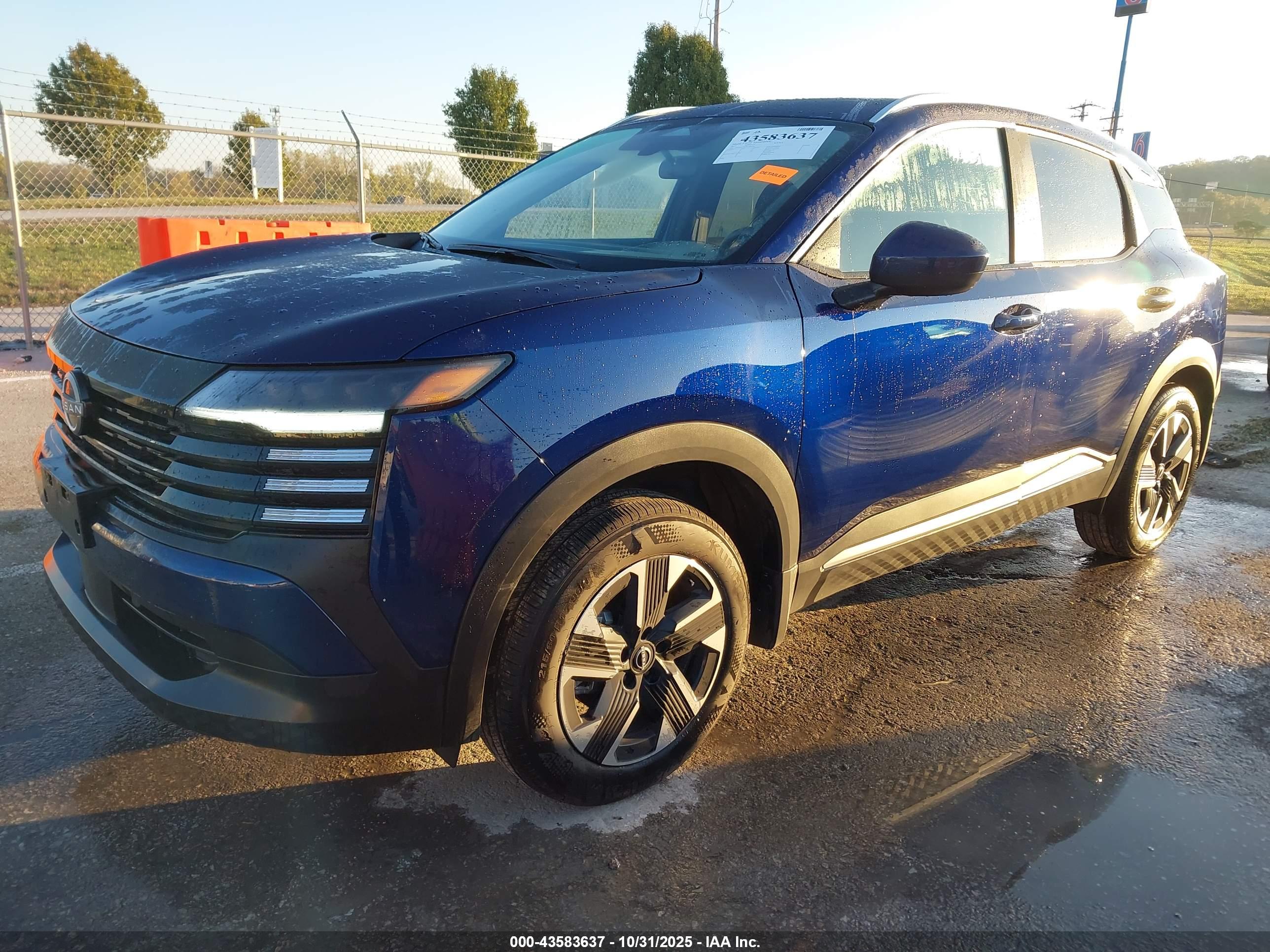 NISSAN KICKS image 2