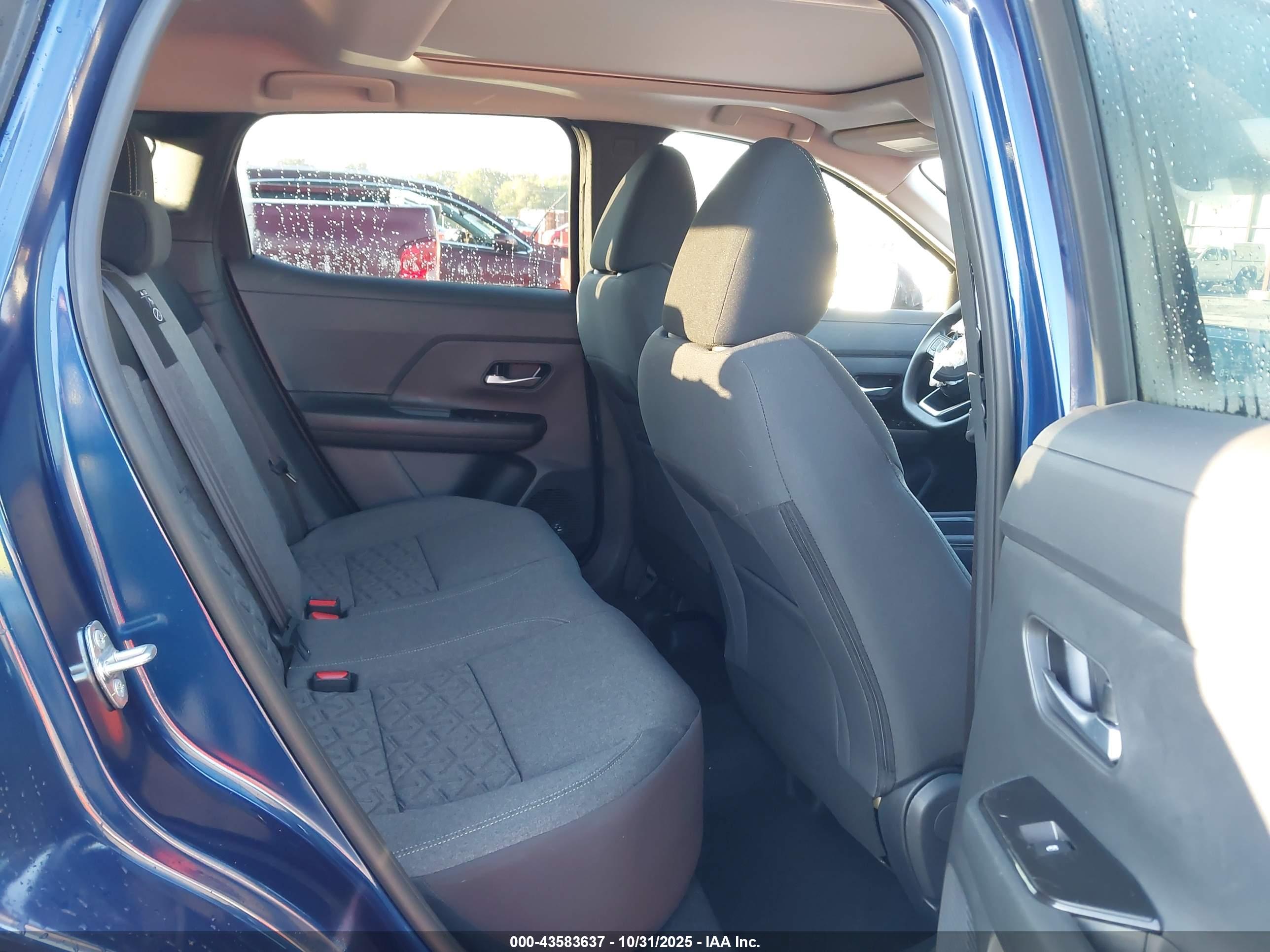 NISSAN KICKS image 8
