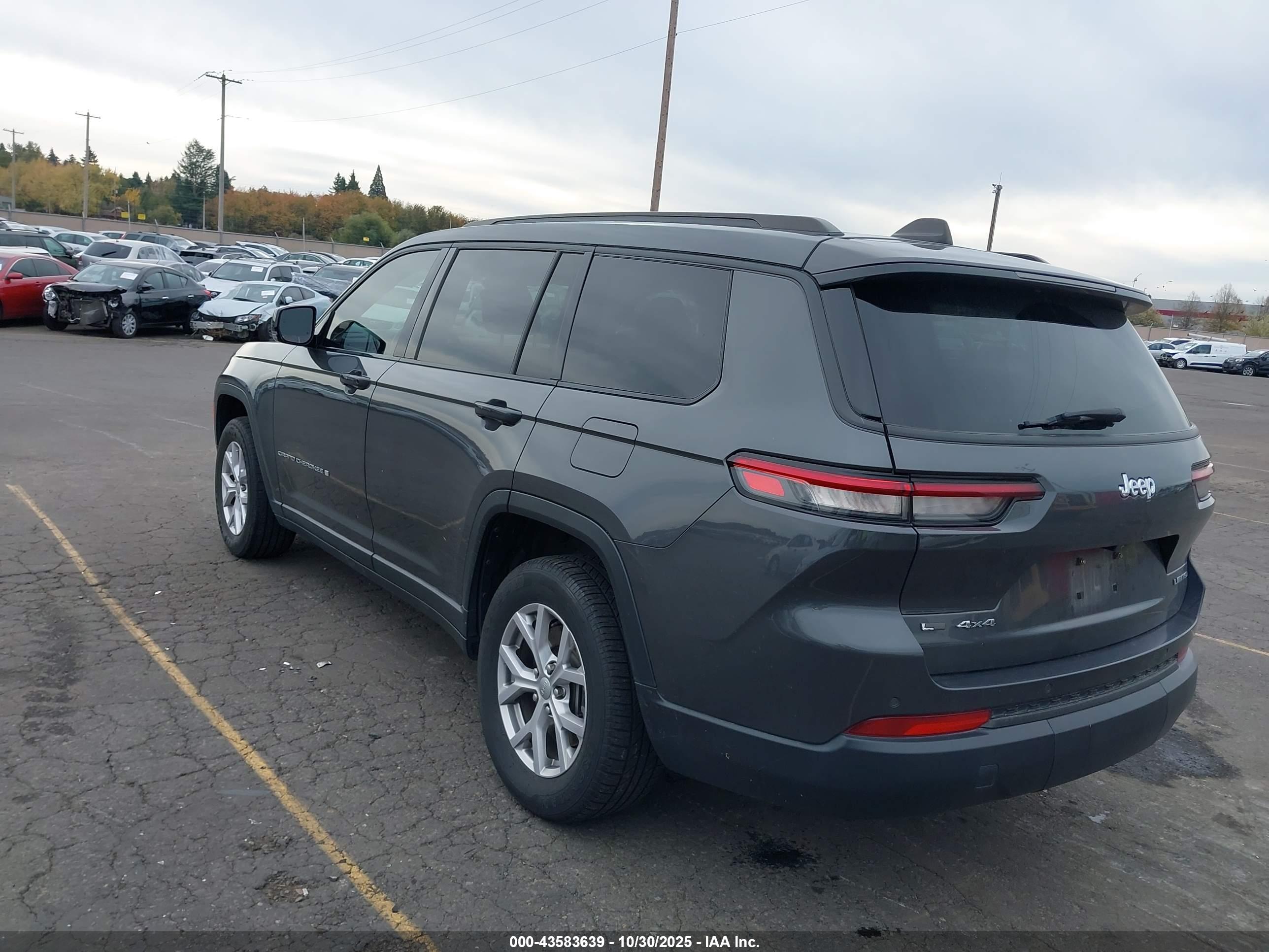 JEEP GRAND image 3