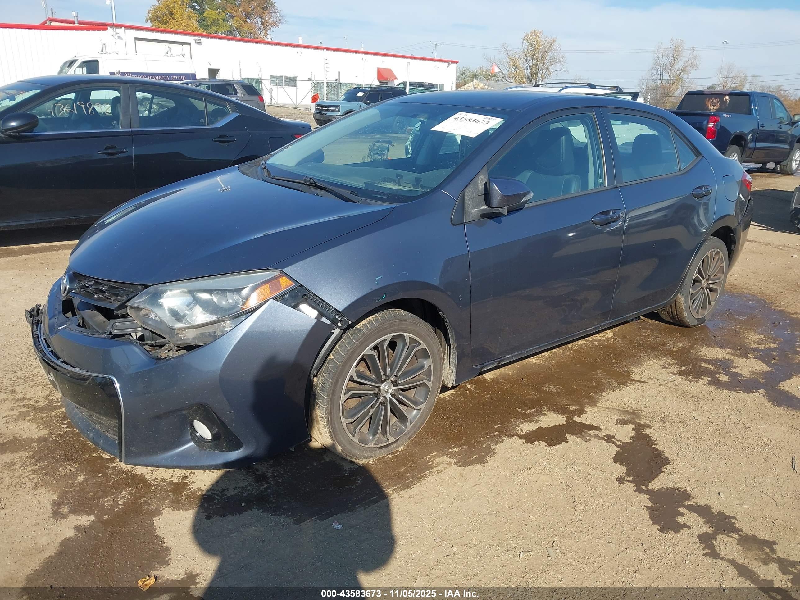 TOYOTA COROLLA image 2