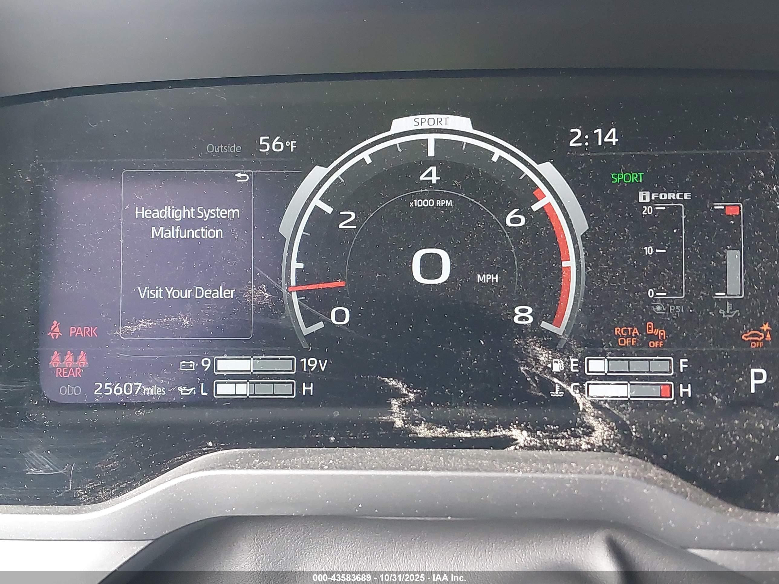 TOYOTA TUNDRA image 7