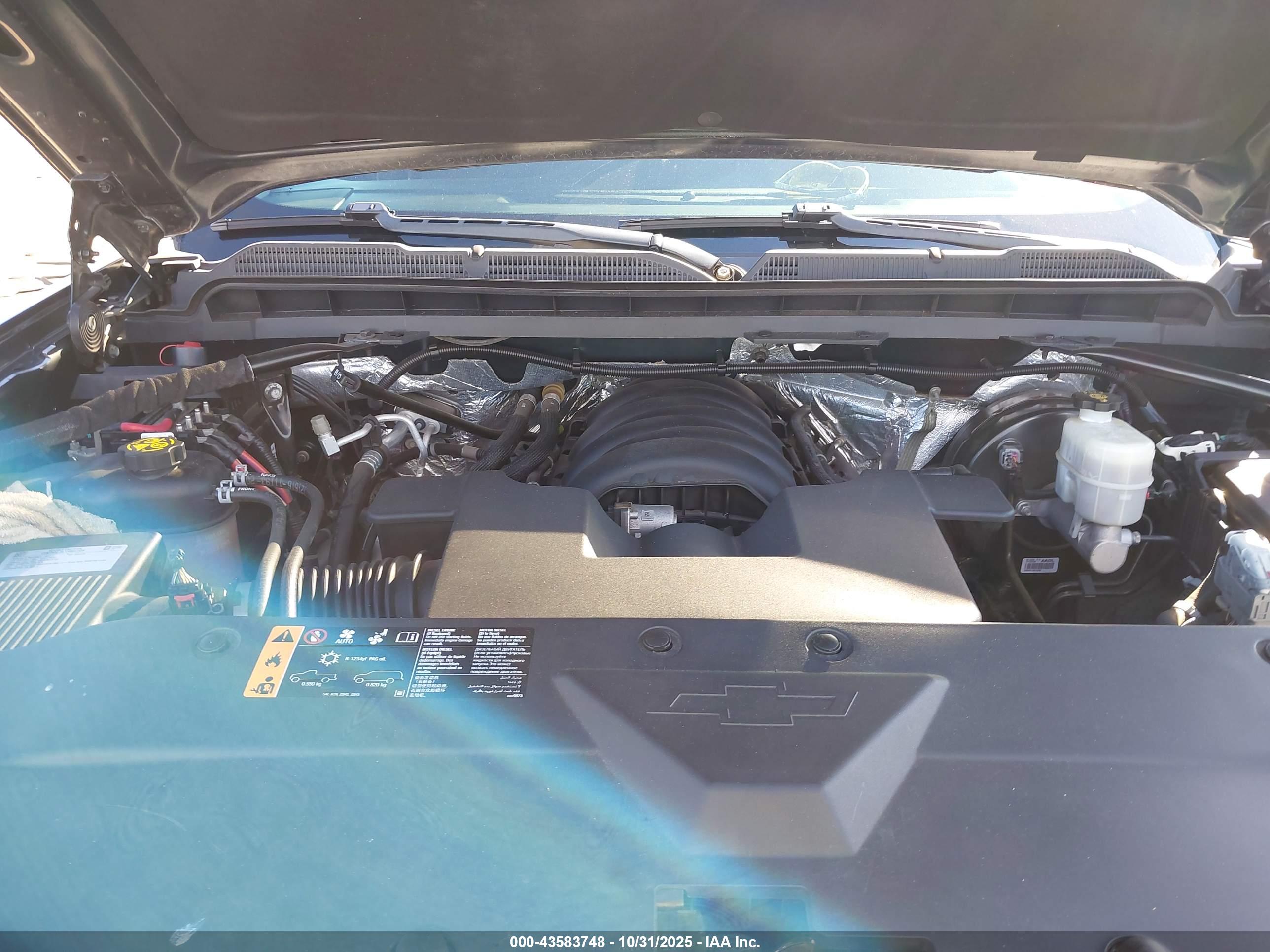 CHEVROLET SILVERADO image 10