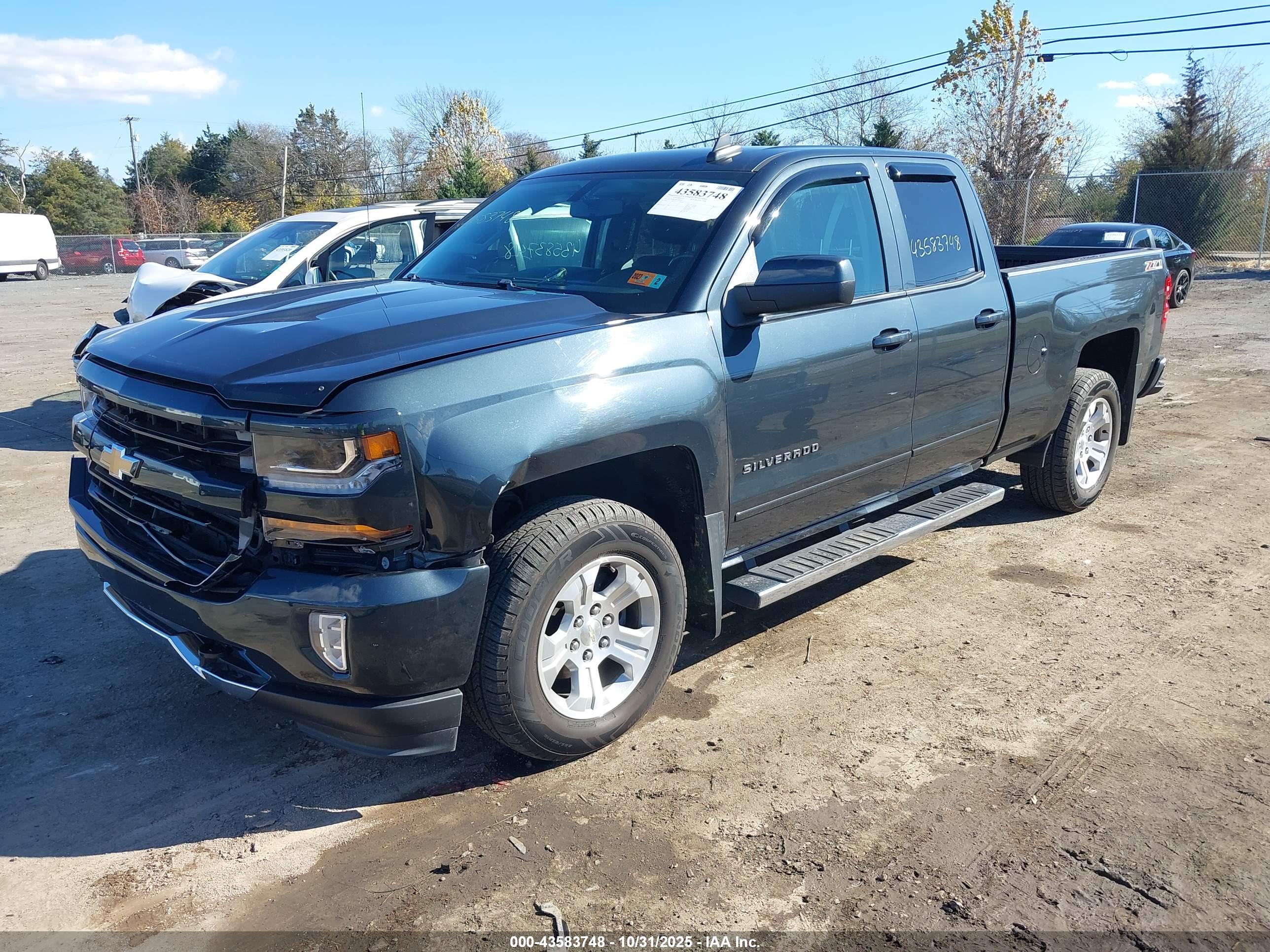 CHEVROLET SILVERADO image 2