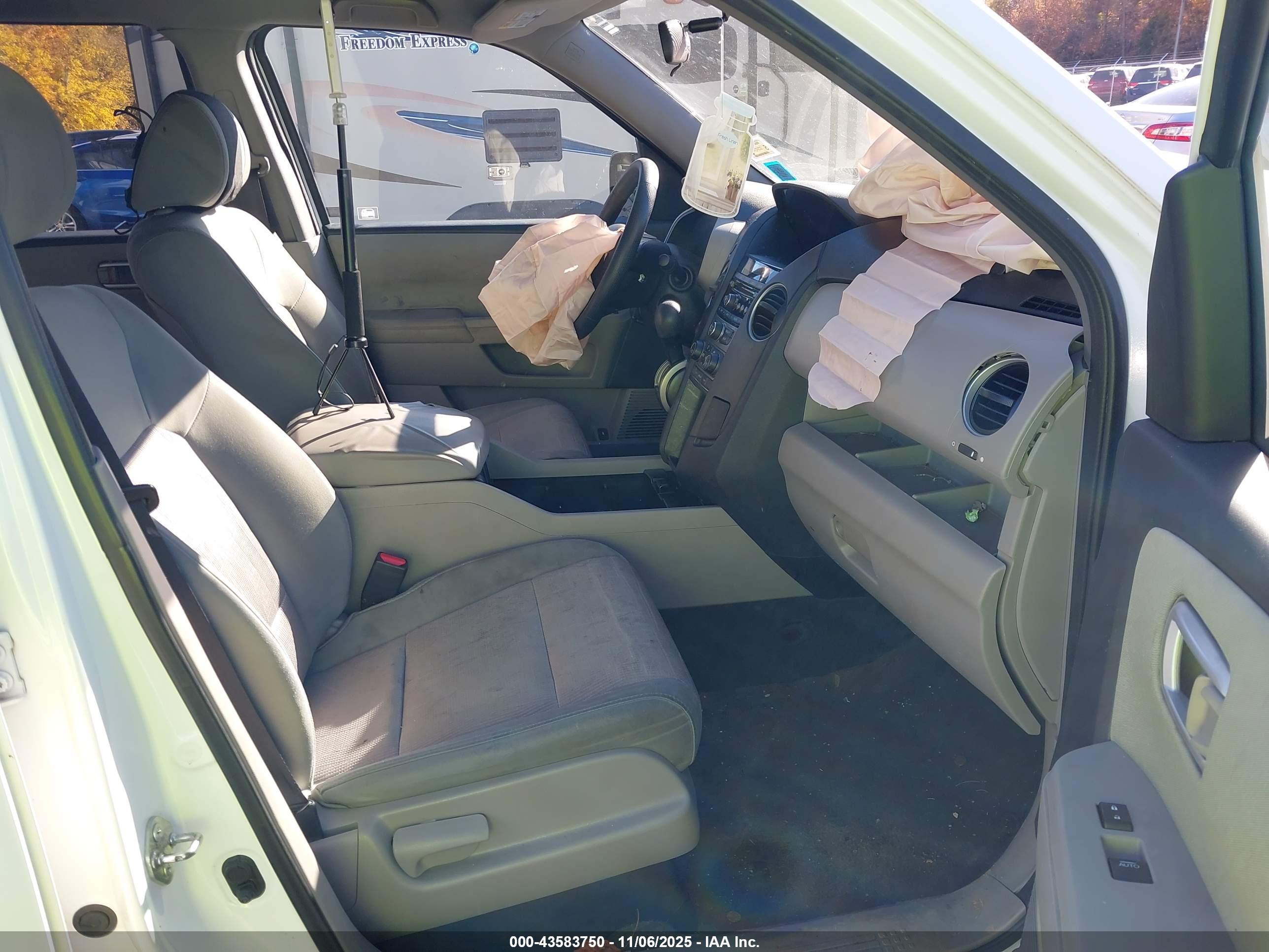 HONDA PILOT image 5