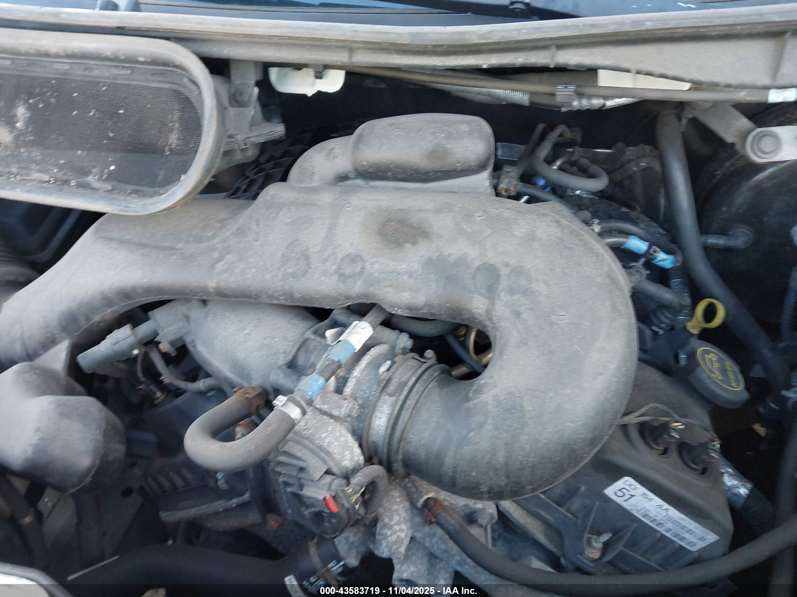 FORD TRANSIT-150 image 10