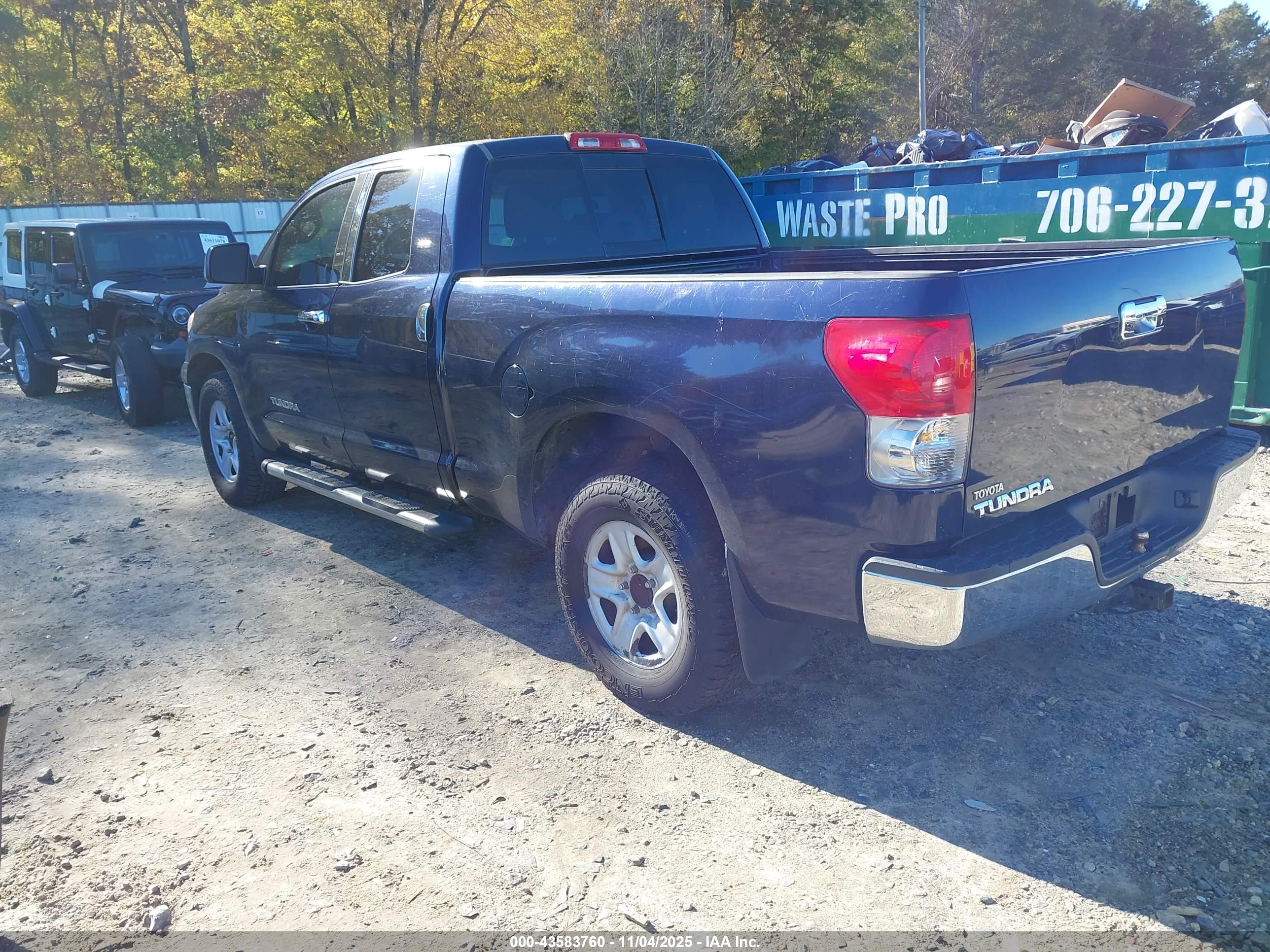 TOYOTA TUNDRA image 3