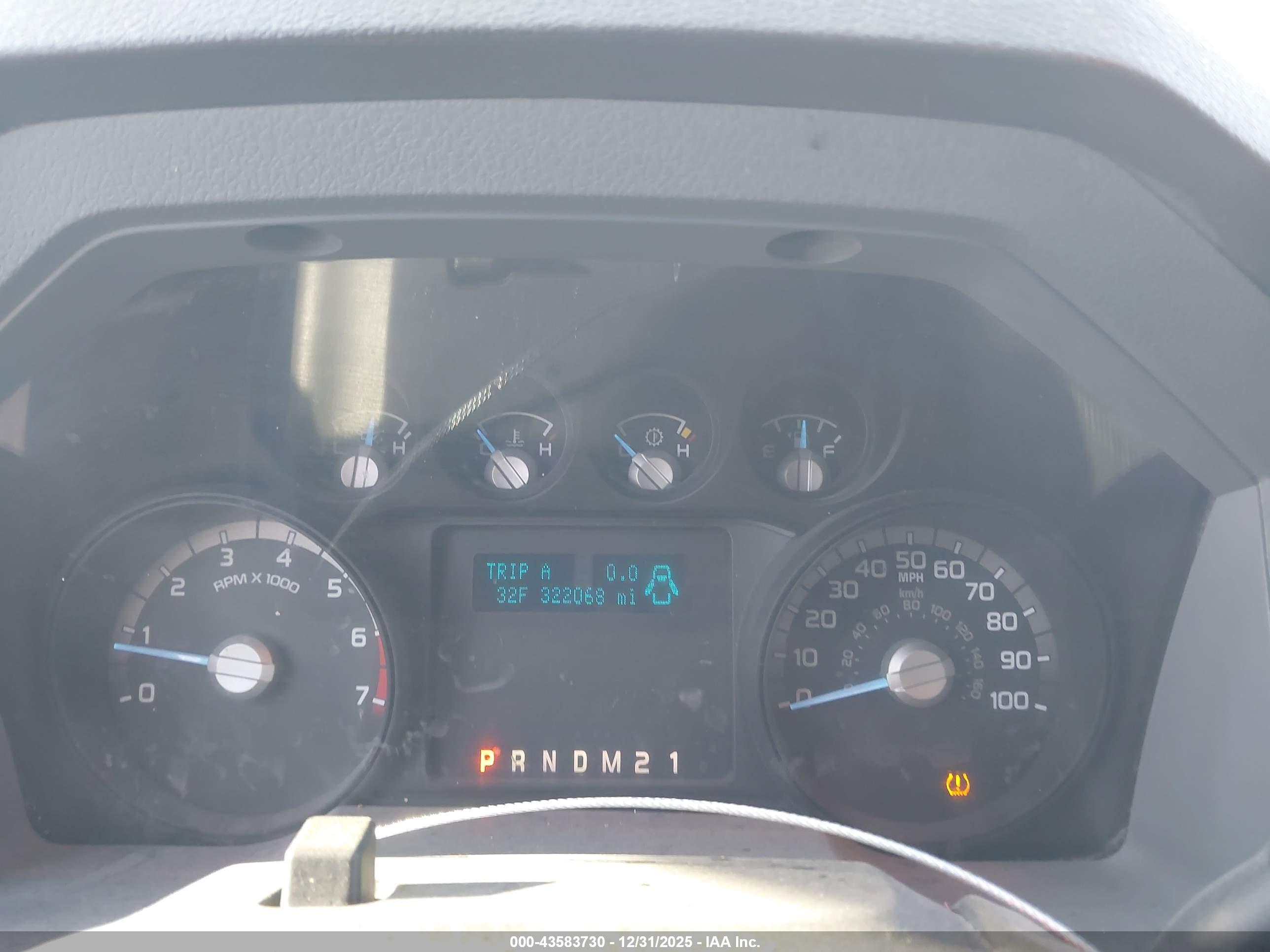 FORD F-250 image 7