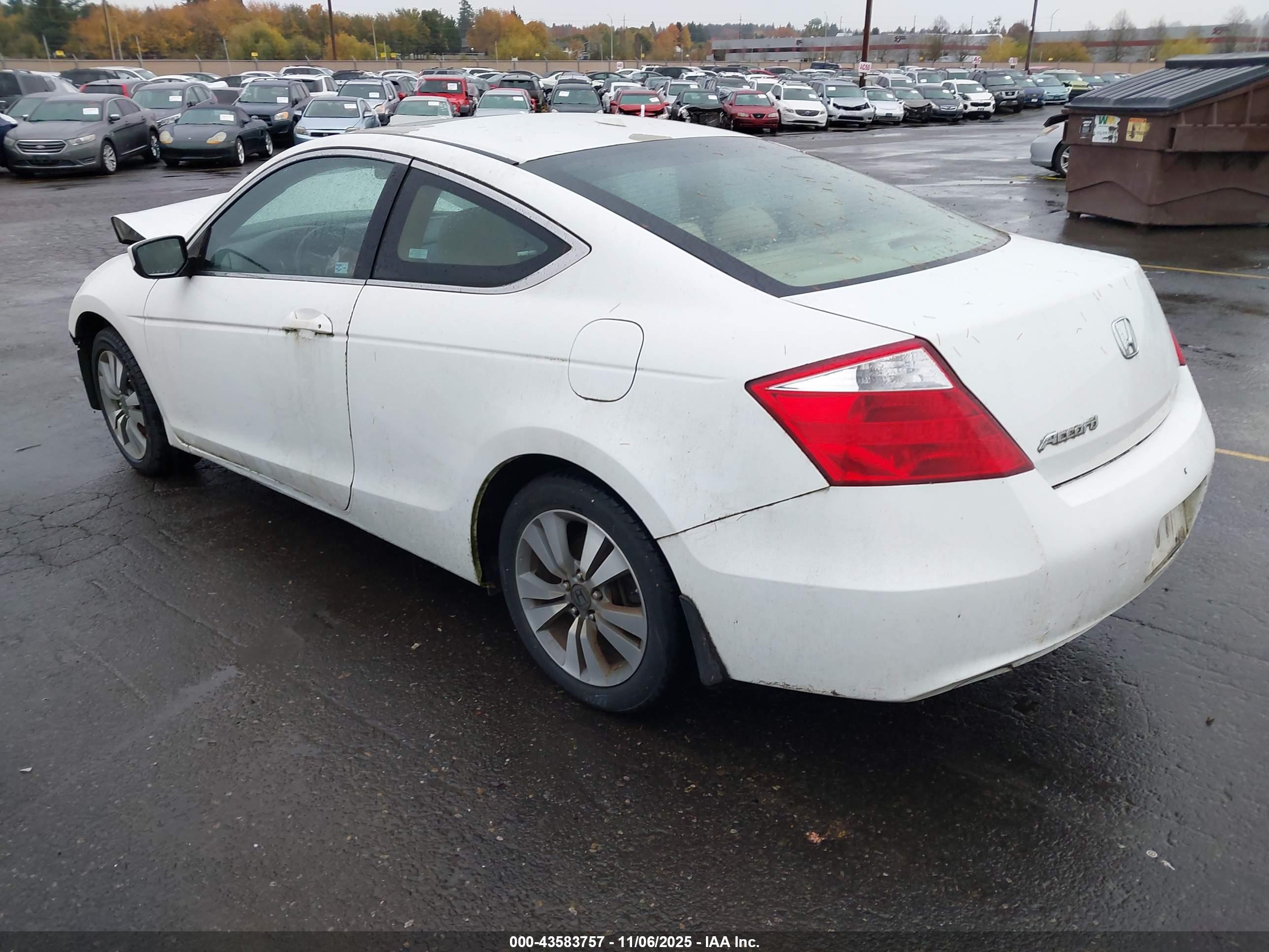HONDA ACCORD image 3