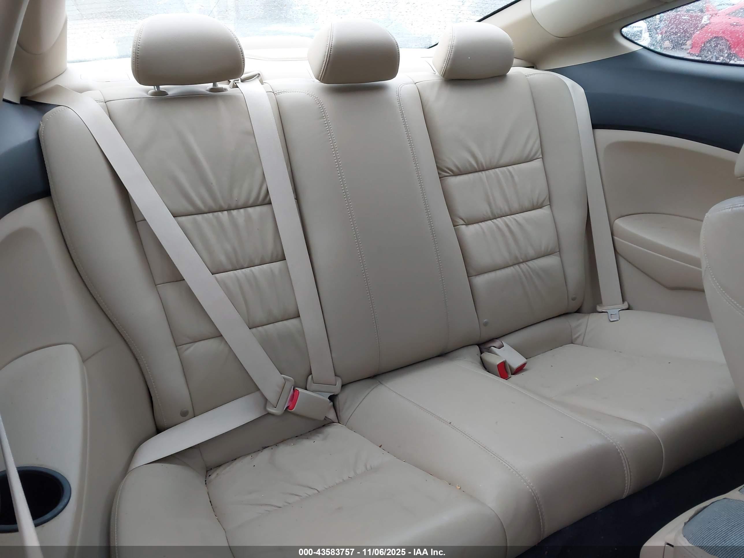HONDA ACCORD image 8
