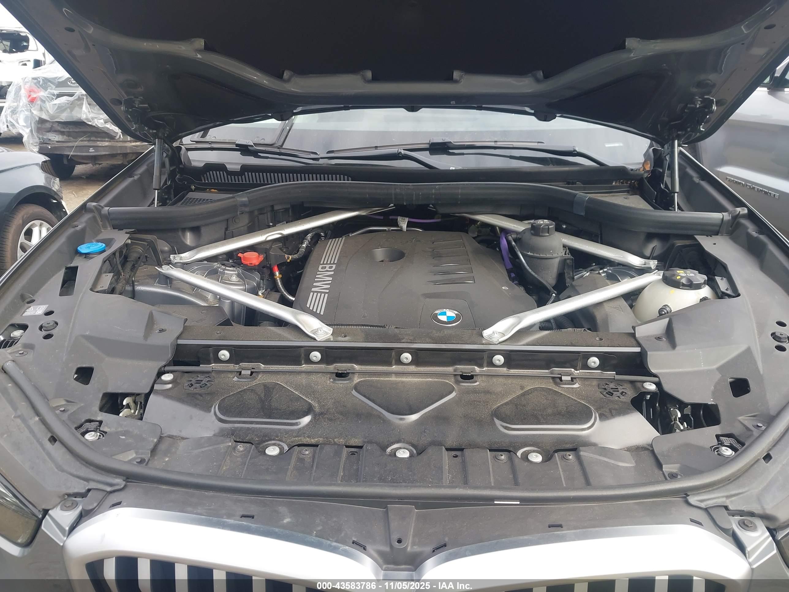BMW X5 image 10