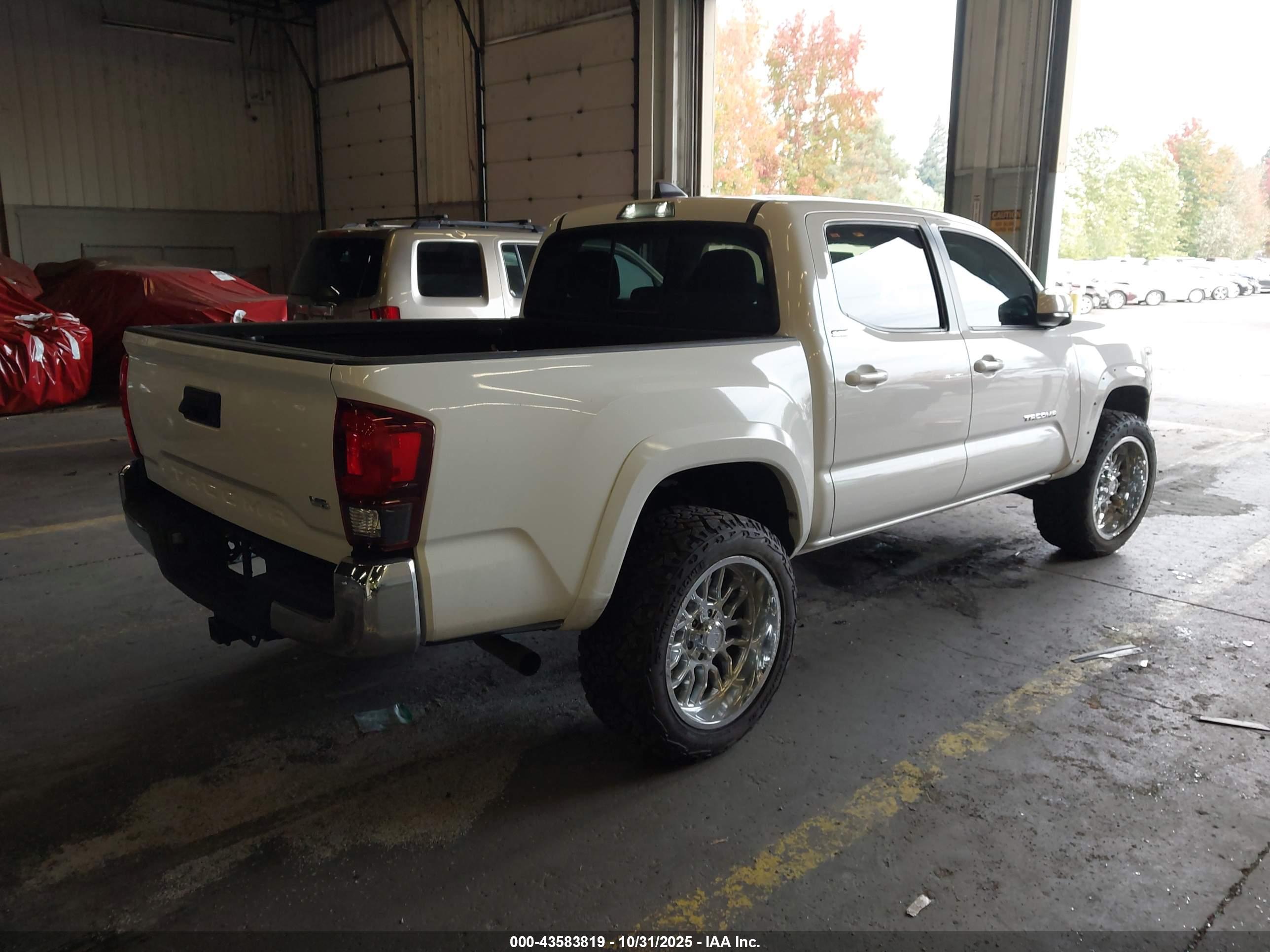 TOYOTA TACOMA image 4