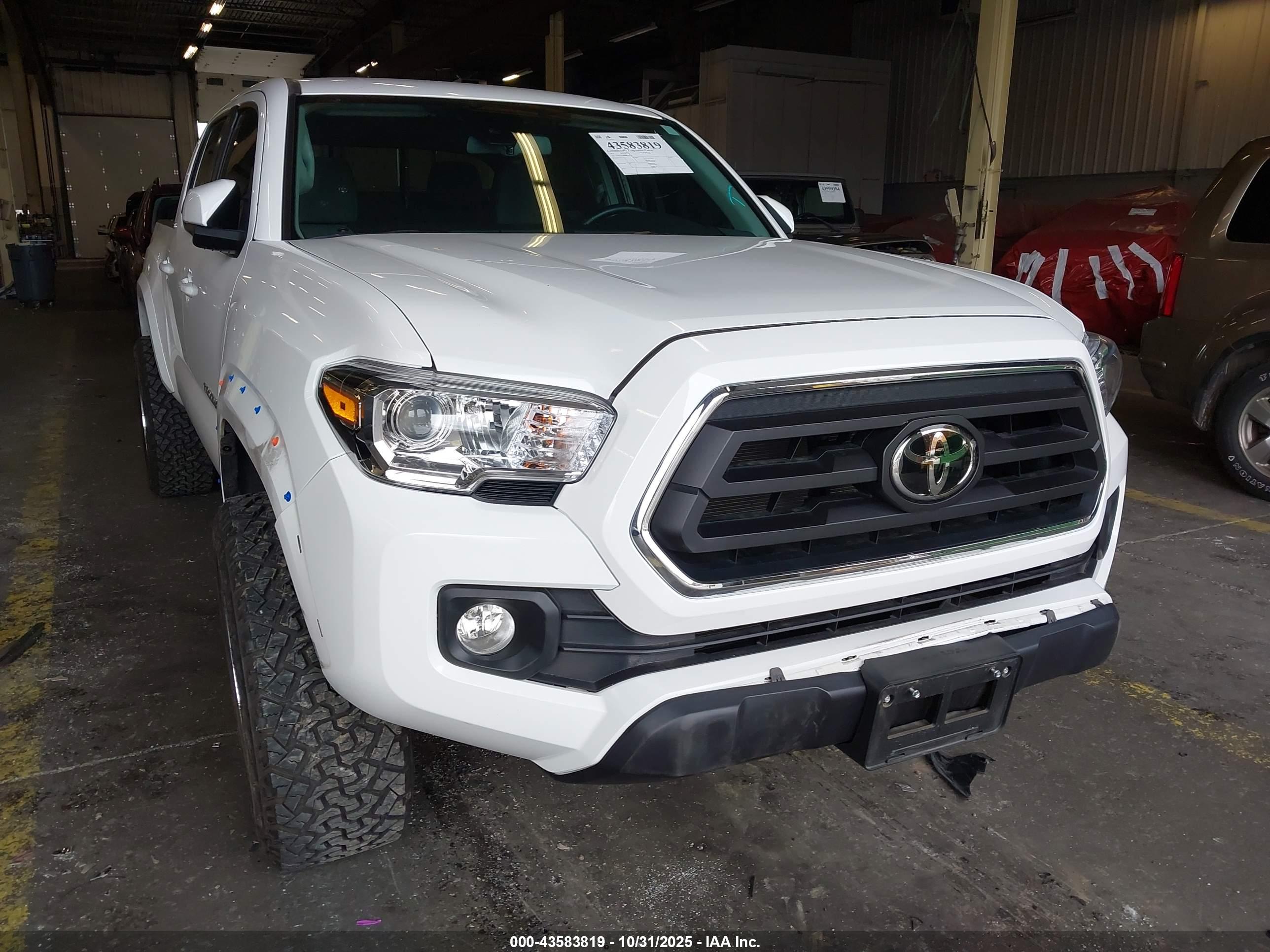 TOYOTA TACOMA image 6