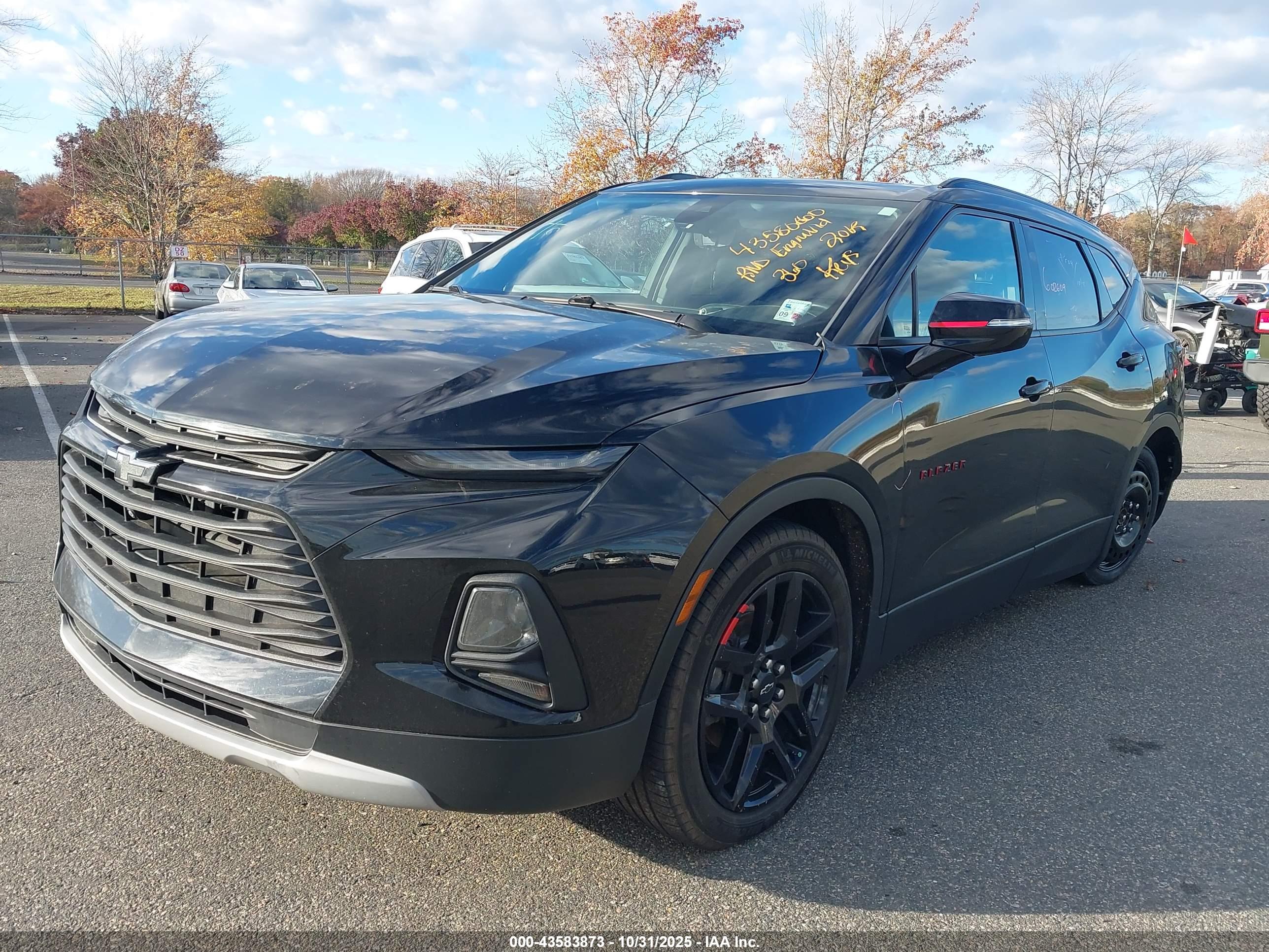 CHEVROLET BLAZER image 2
