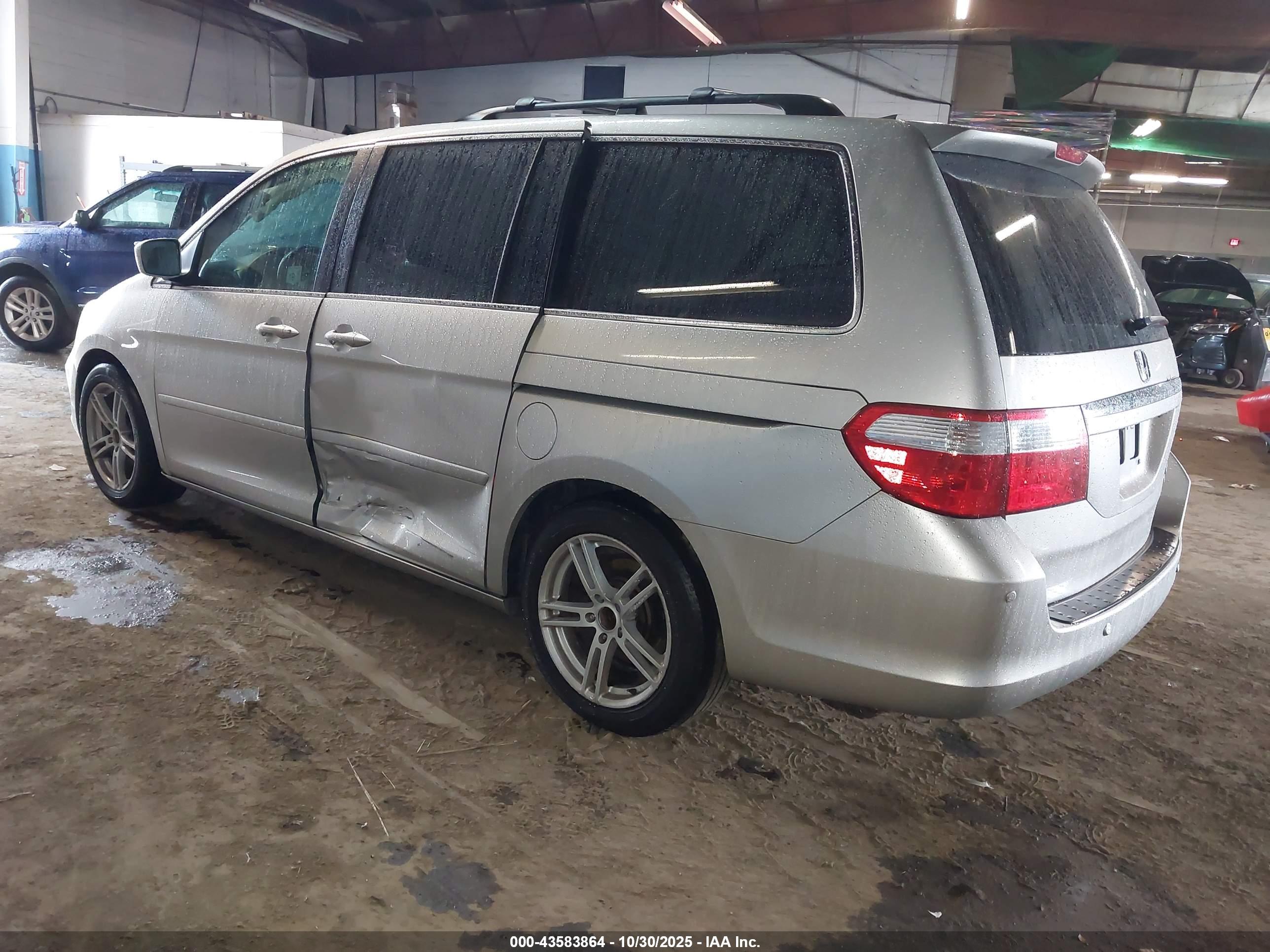 HONDA ODYSSEY image 3