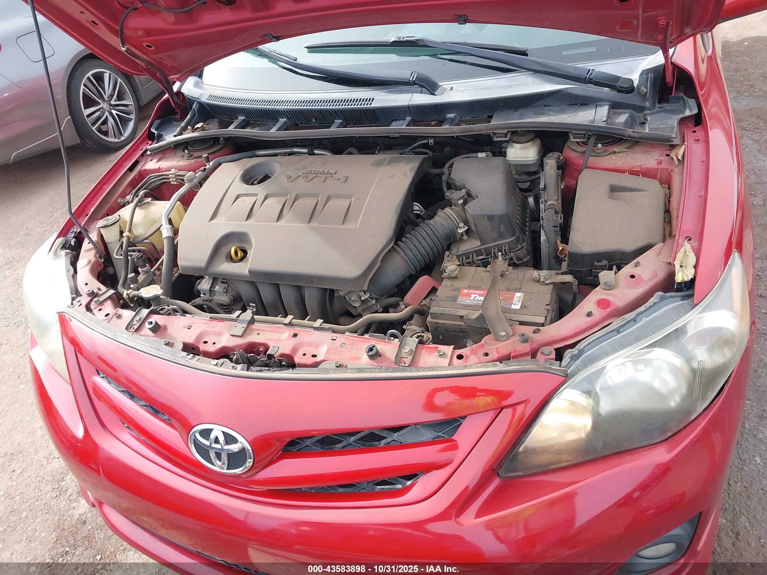 TOYOTA COROLLA image 10