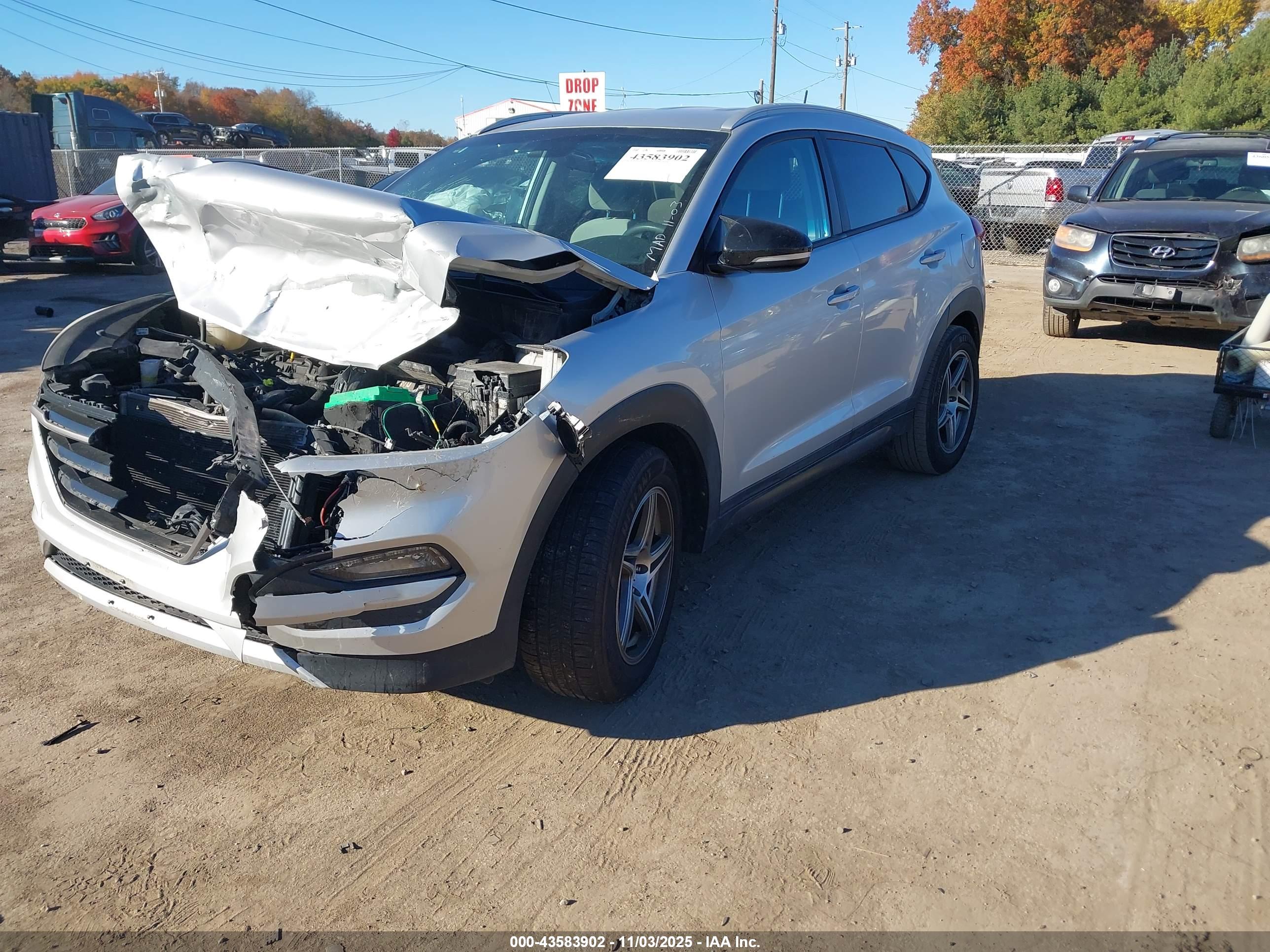 HYUNDAI TUCSON image 2