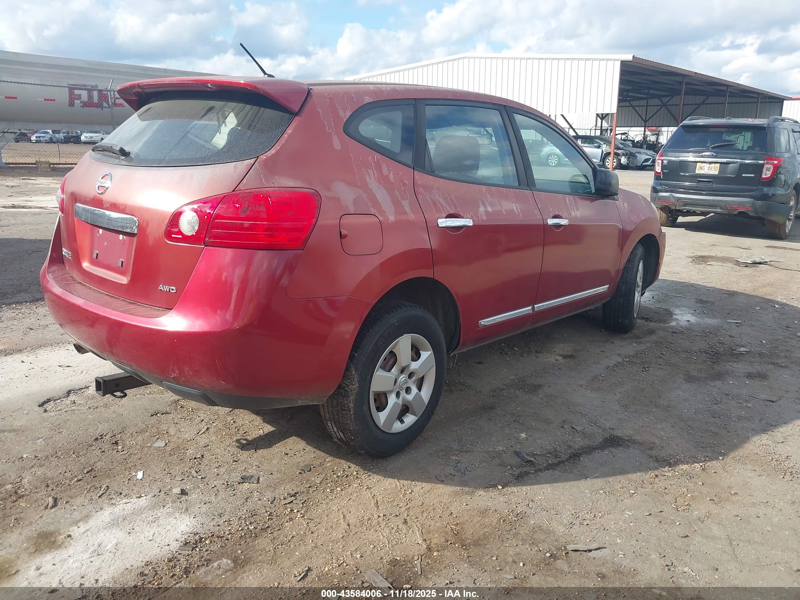 NISSAN ROGUE image 4