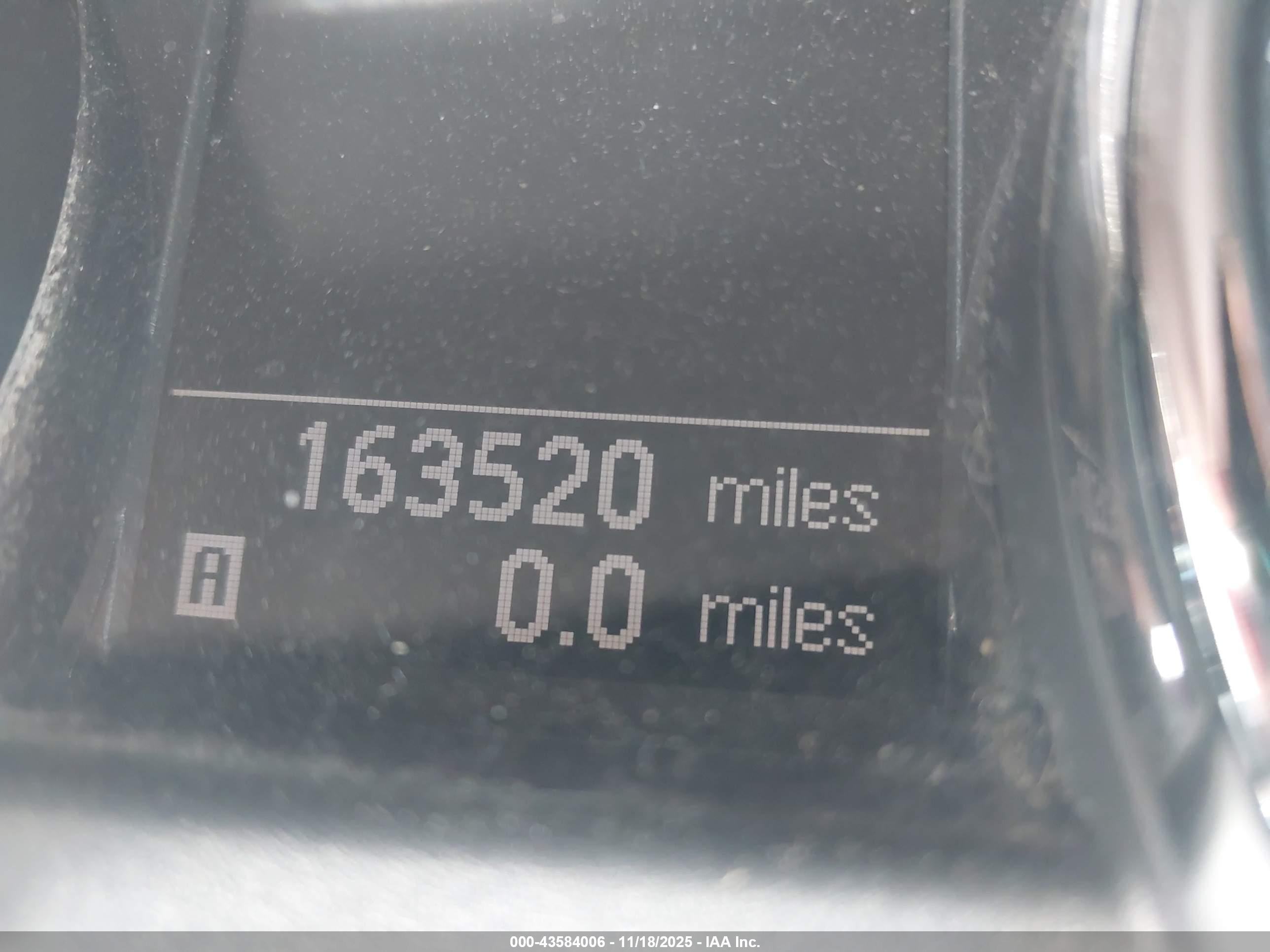 NISSAN ROGUE image 7