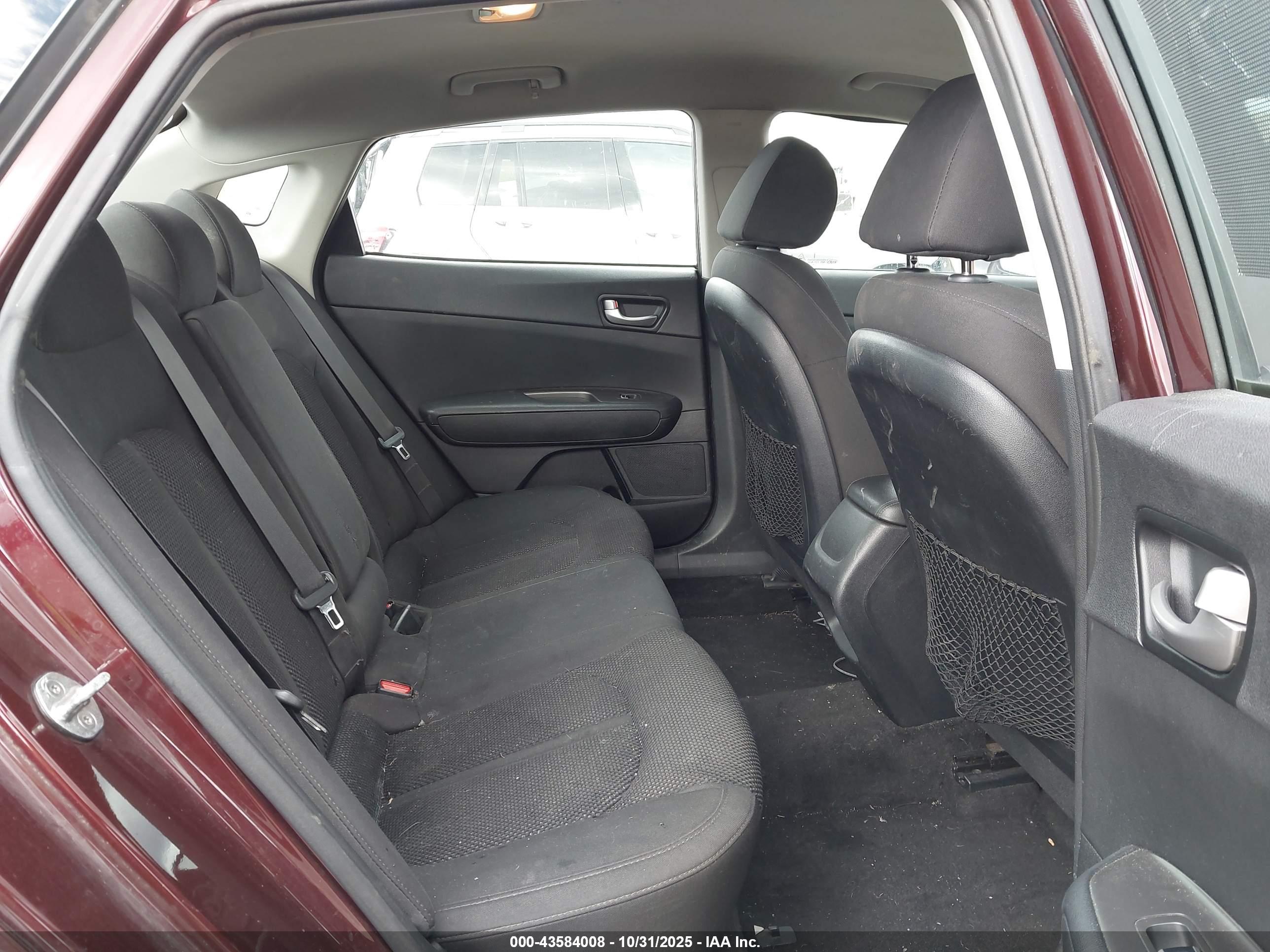 KIA OPTIMA image 8