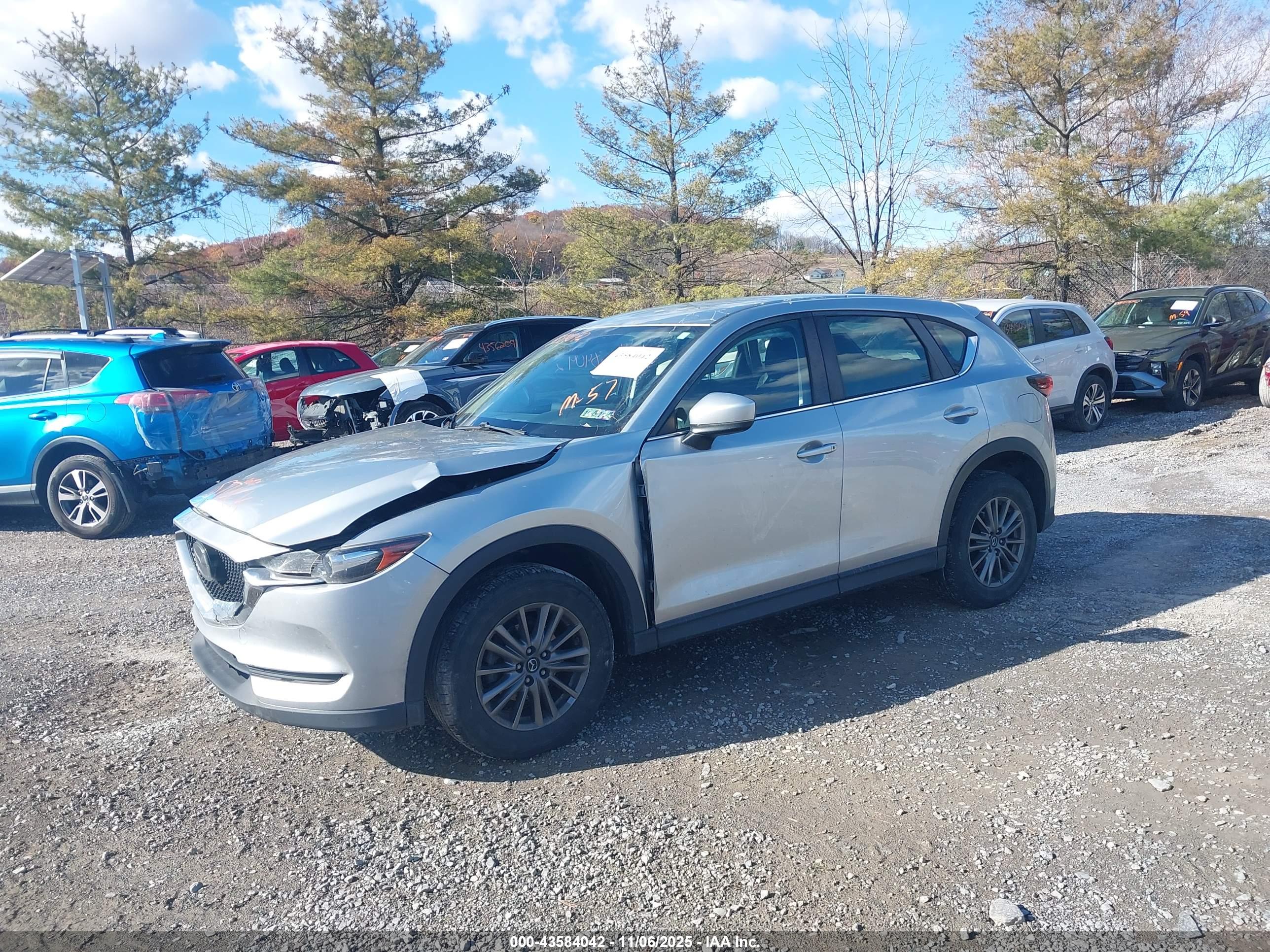 MAZDA CX-5 image 2