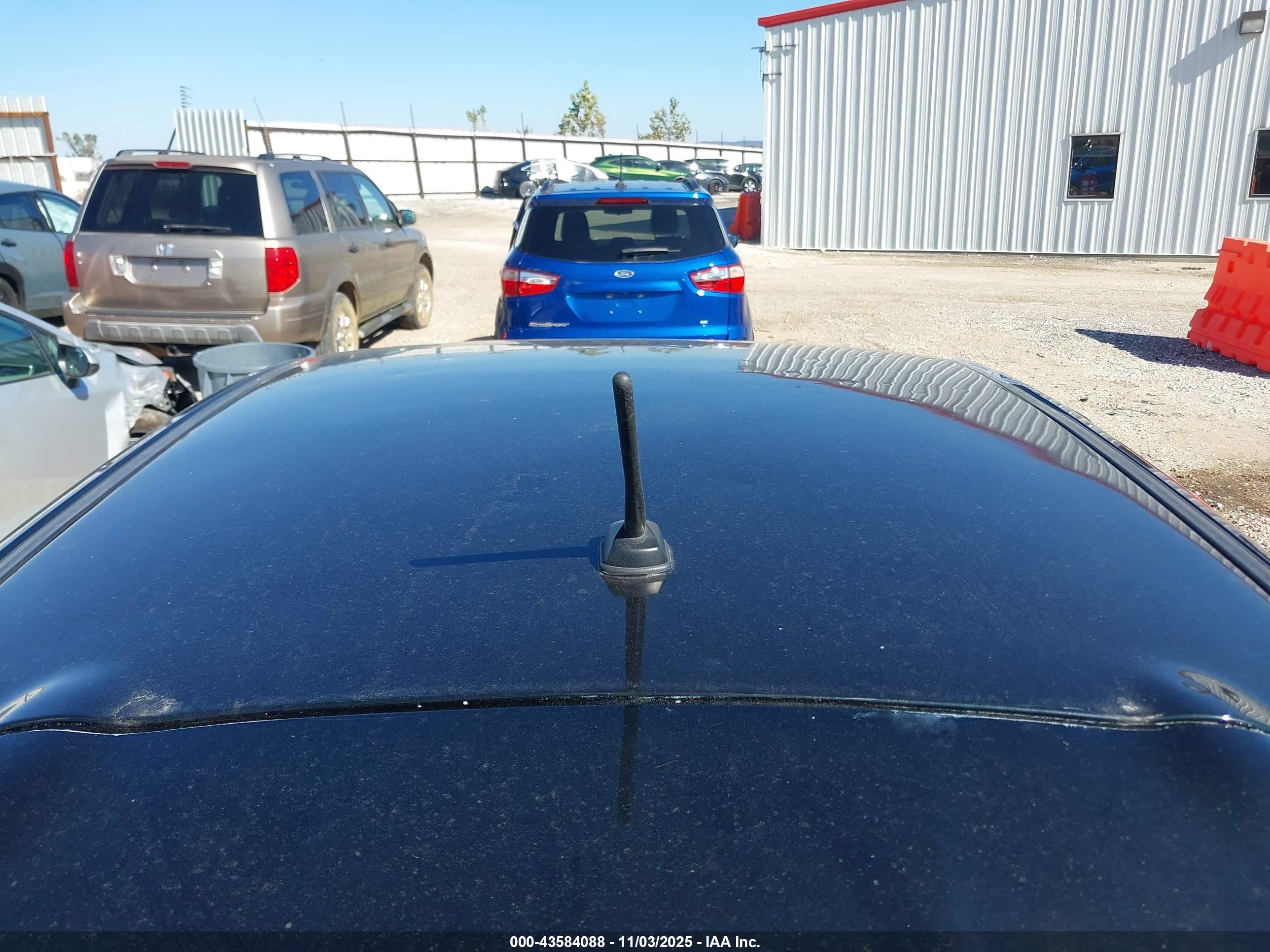 MITSUBISHI MIRAGE image 6