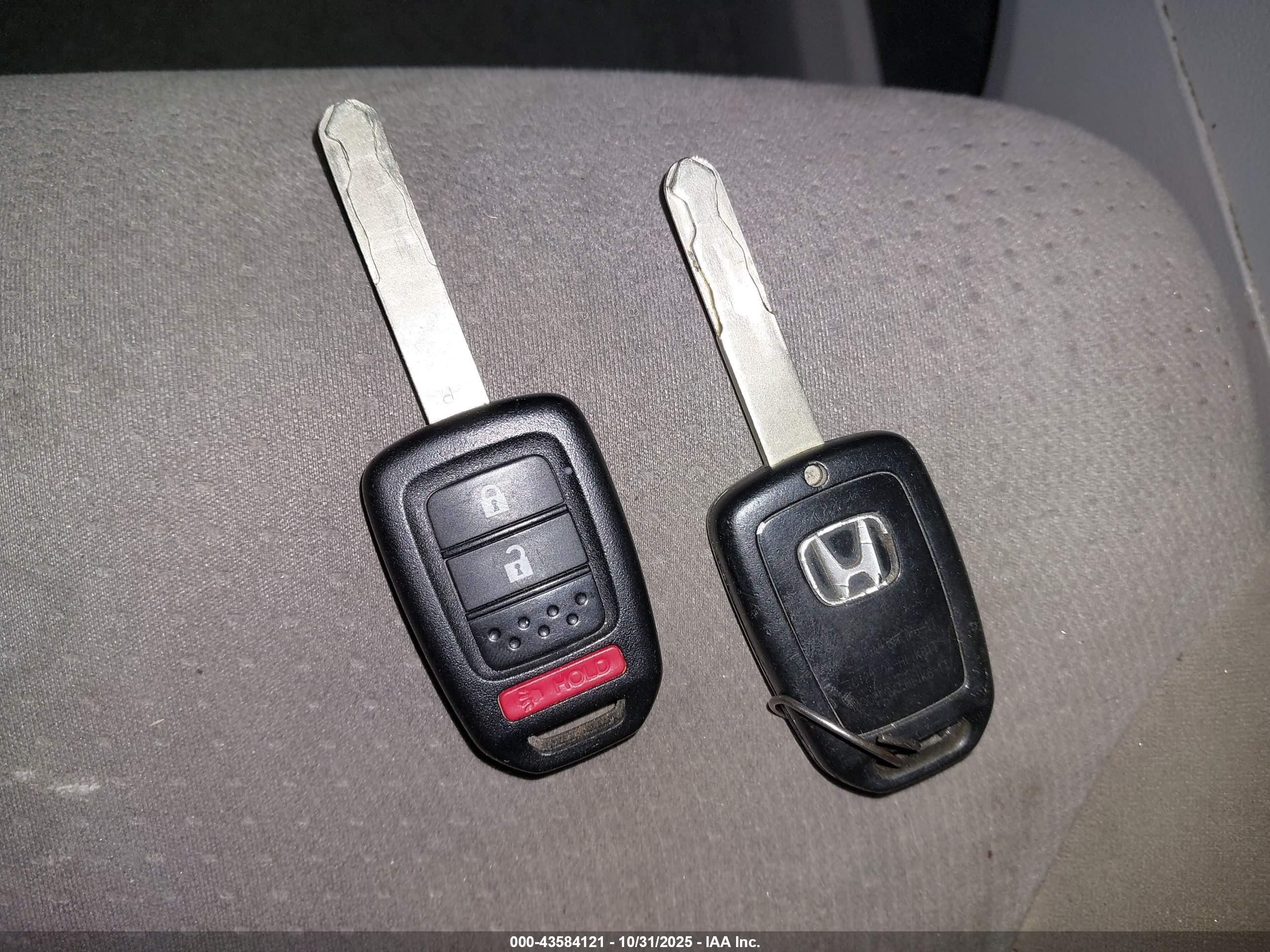 HONDA CR-V image 11