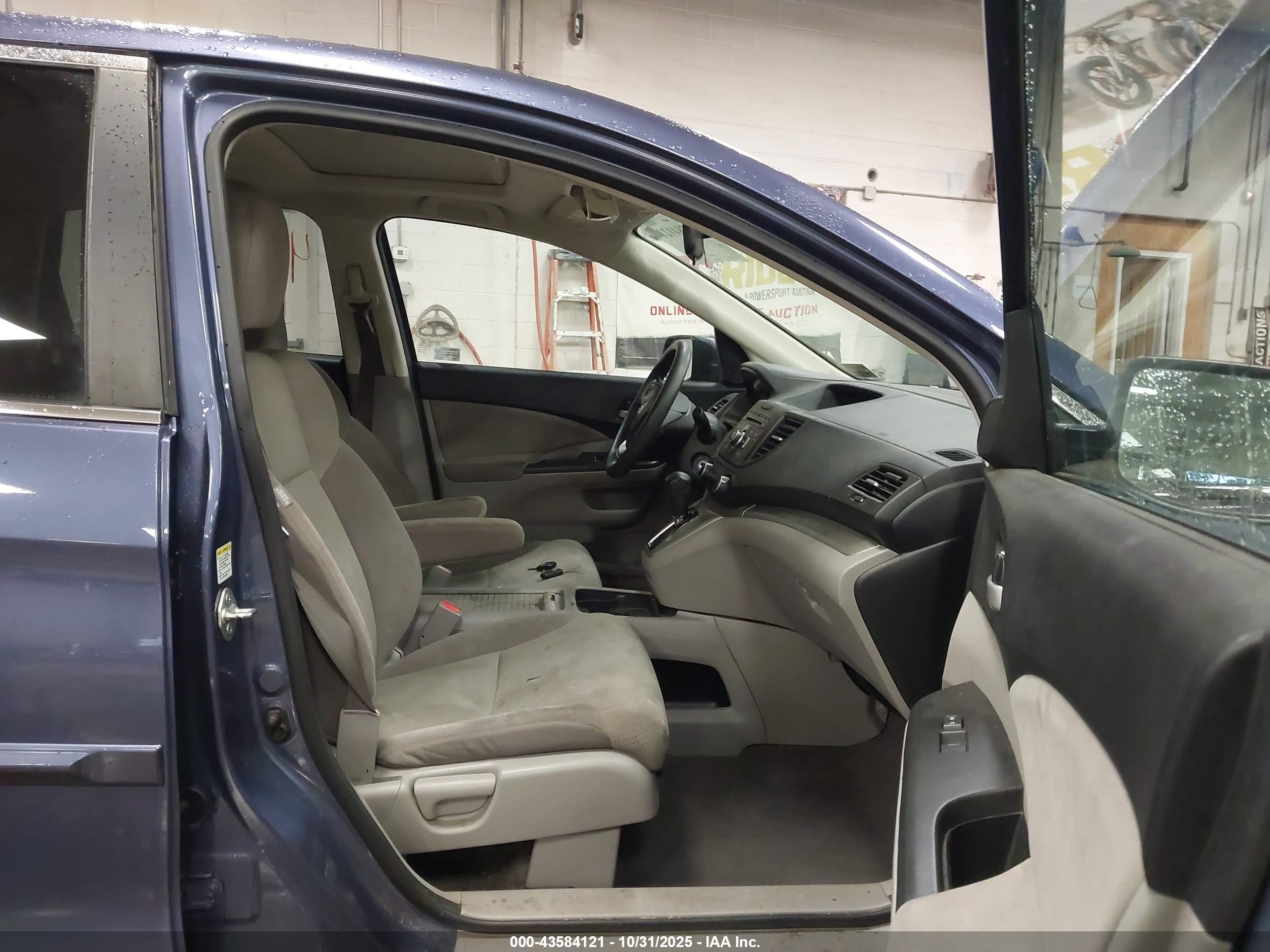 HONDA CR-V image 5