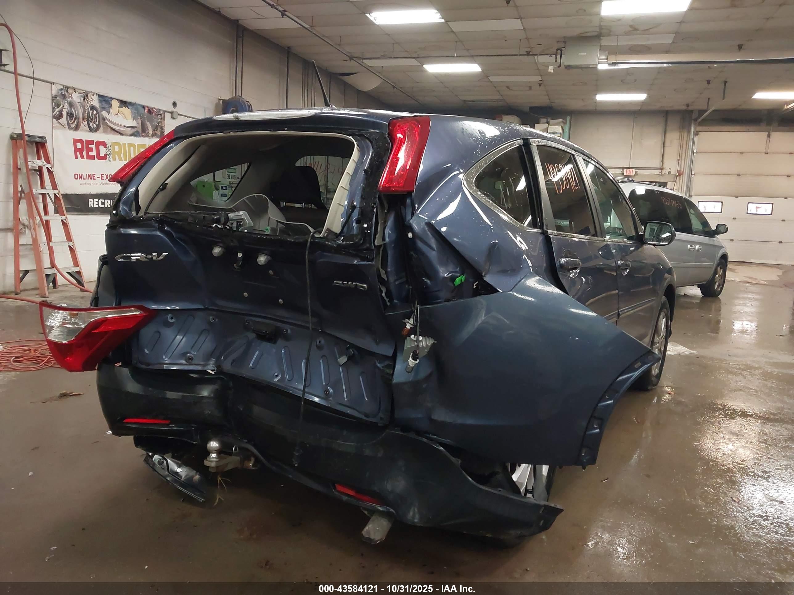 HONDA CR-V image 6