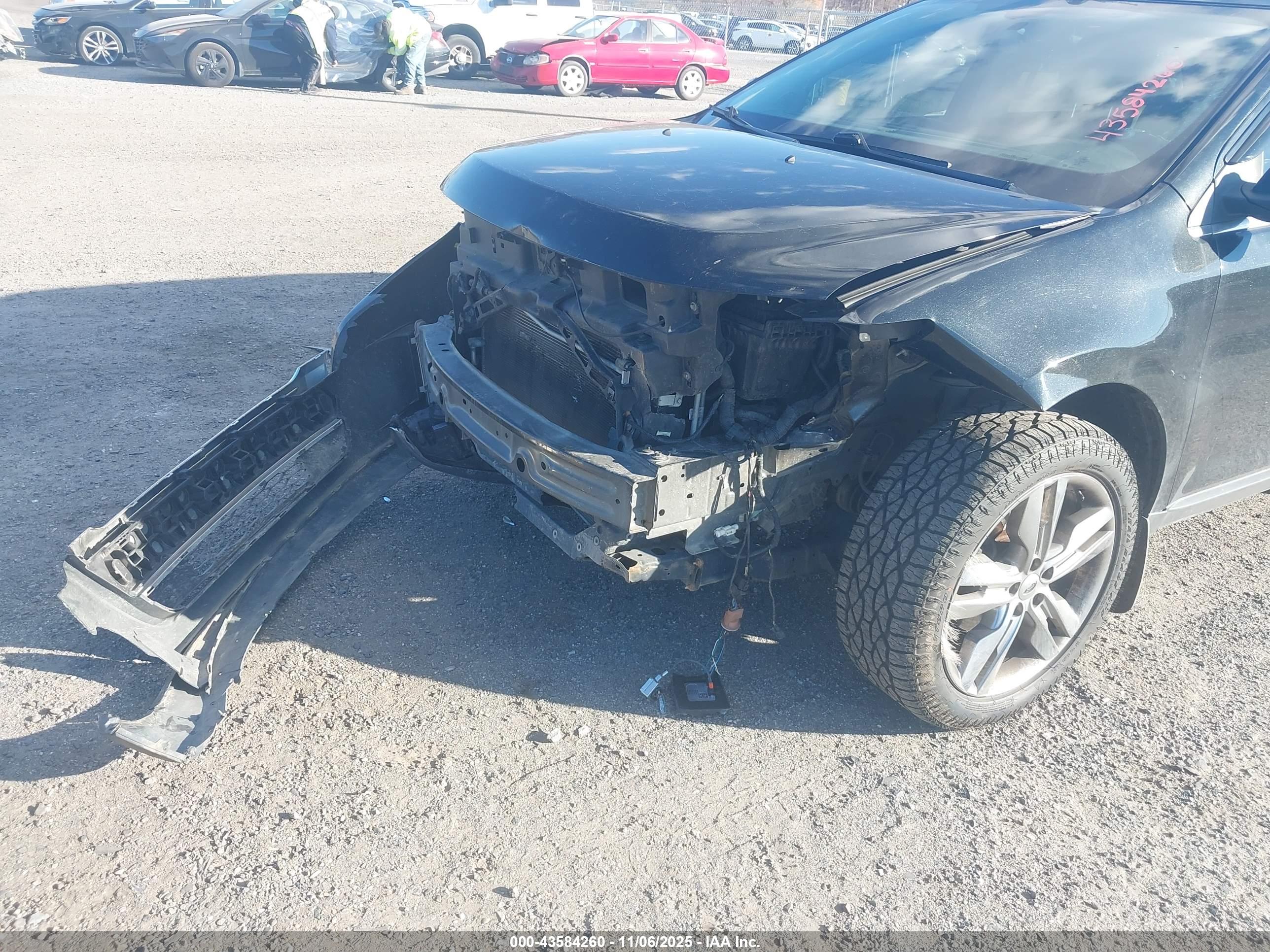 FORD EDGE image 6