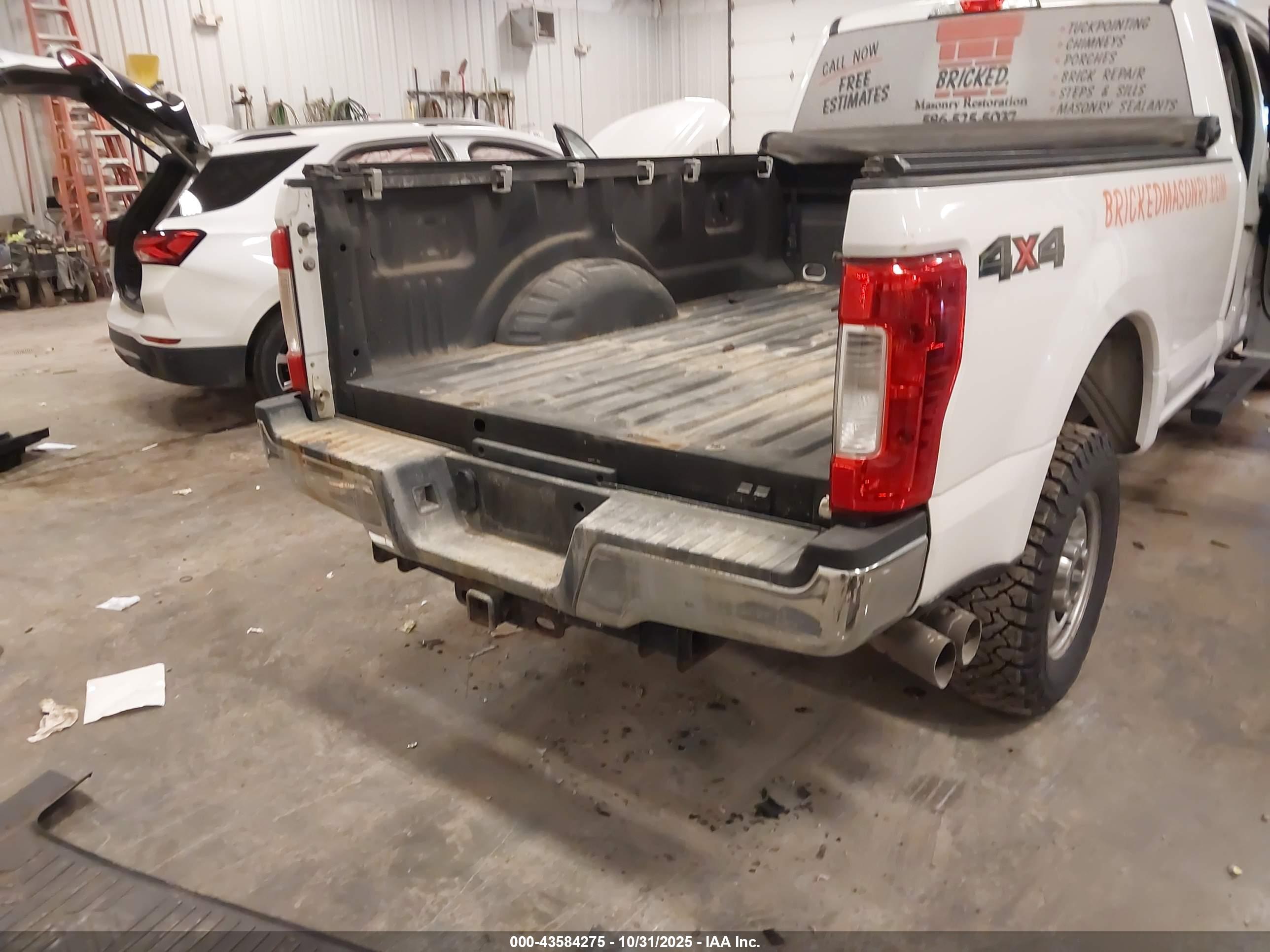 FORD F-250 image 6