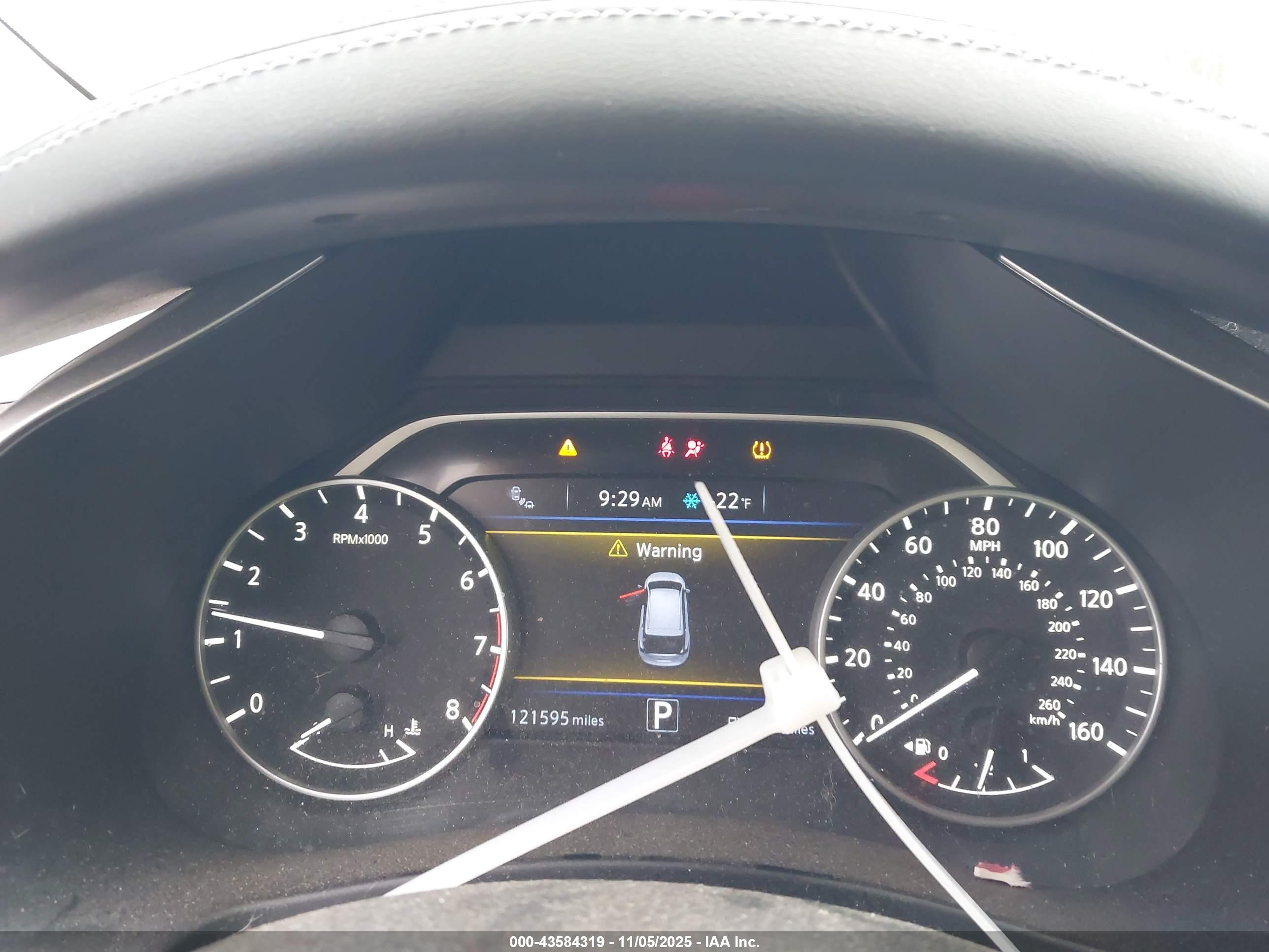 NISSAN MURANO image 7