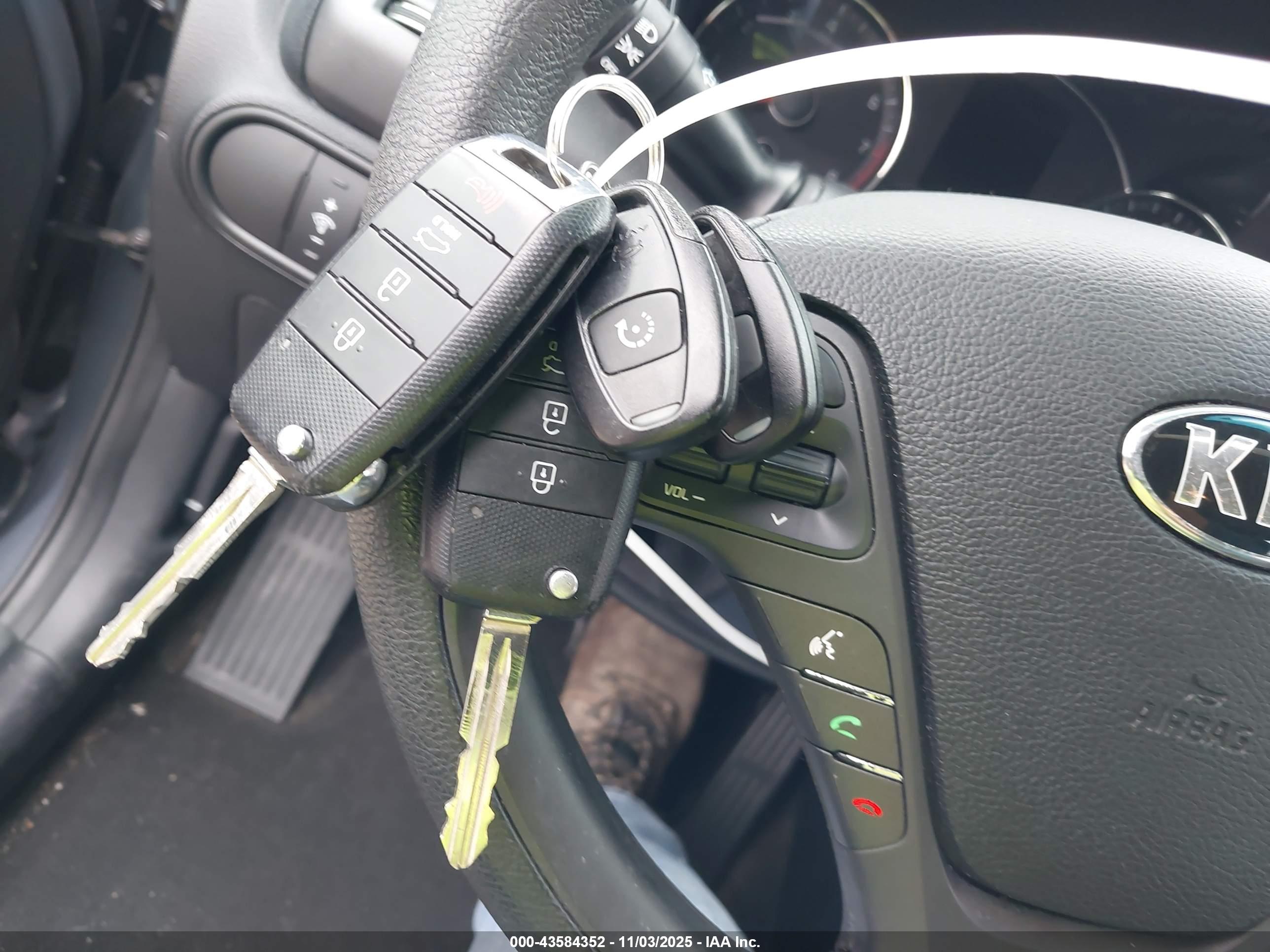 KIA FORTE image 11