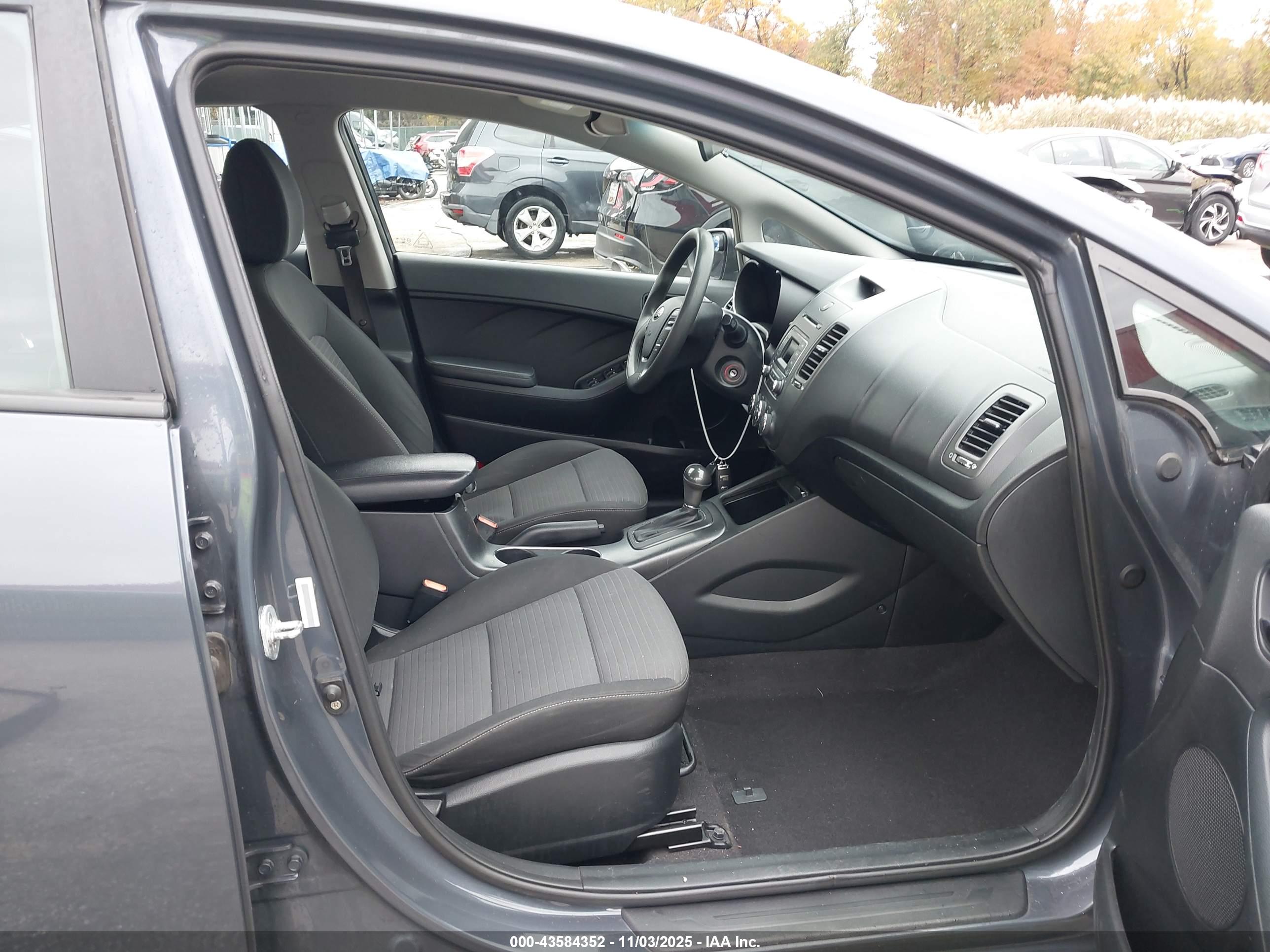 KIA FORTE image 5