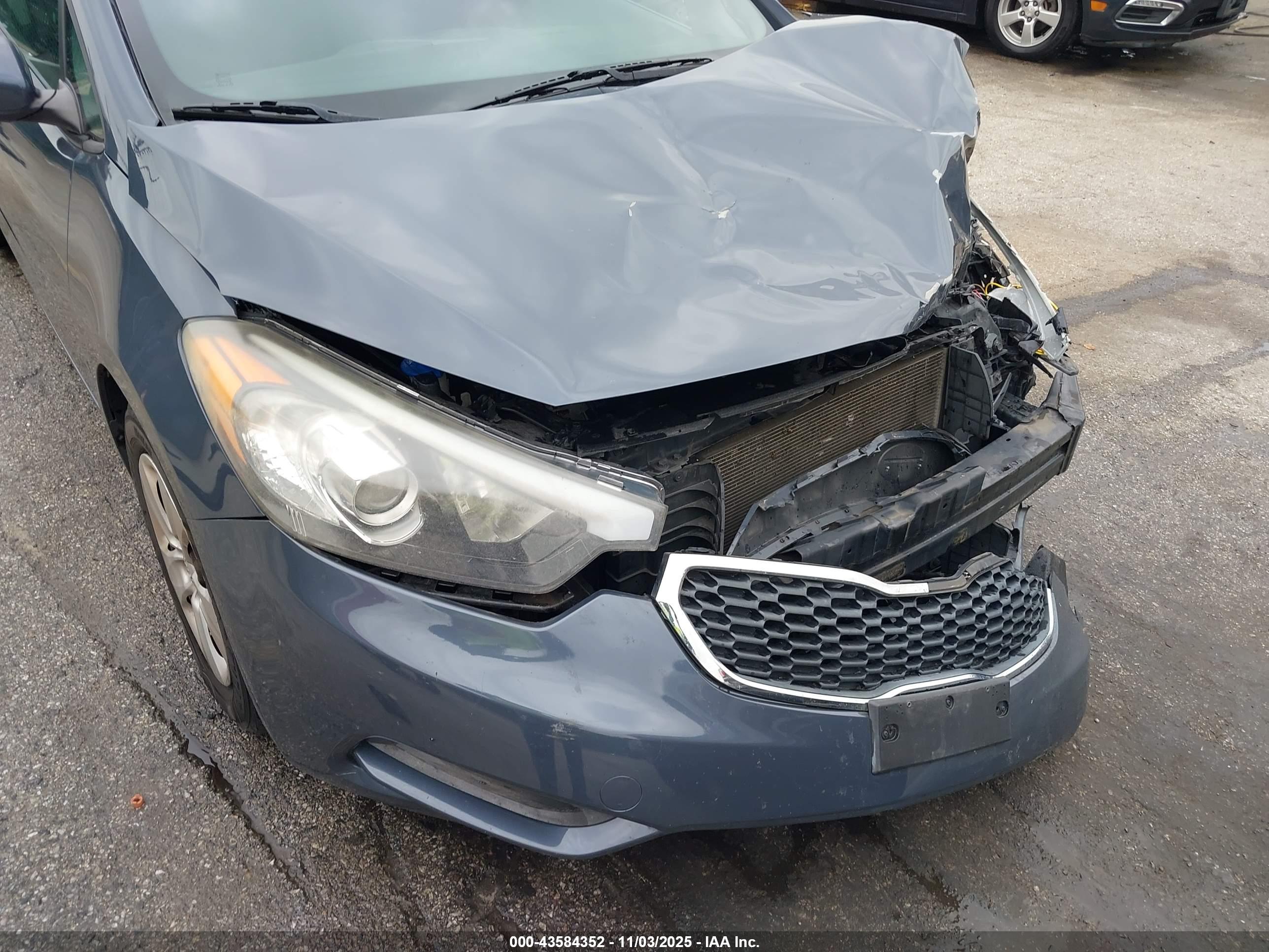KIA FORTE image 6