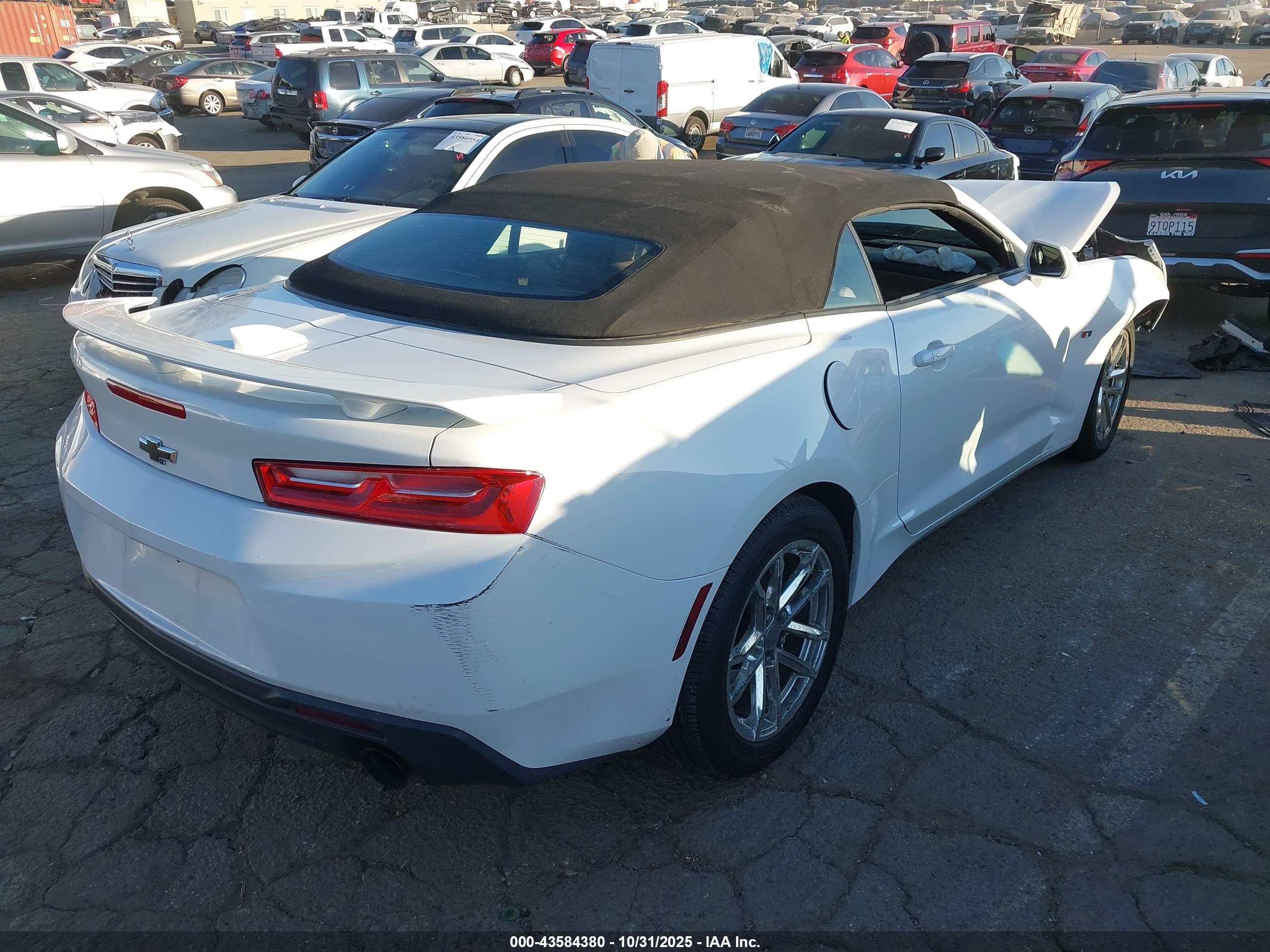 CHEVROLET CAMARO image 4