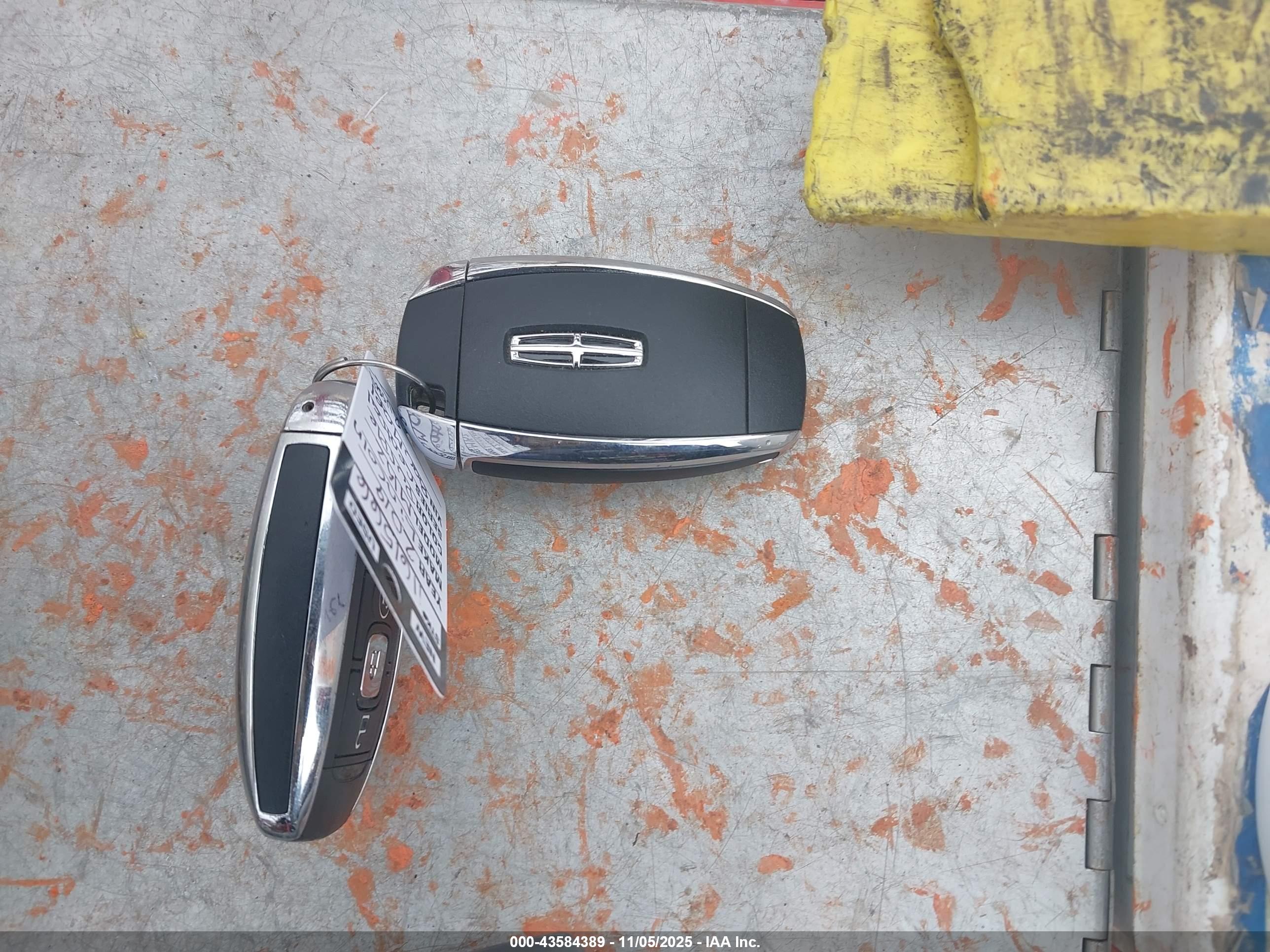LINCOLN MKZ image 11