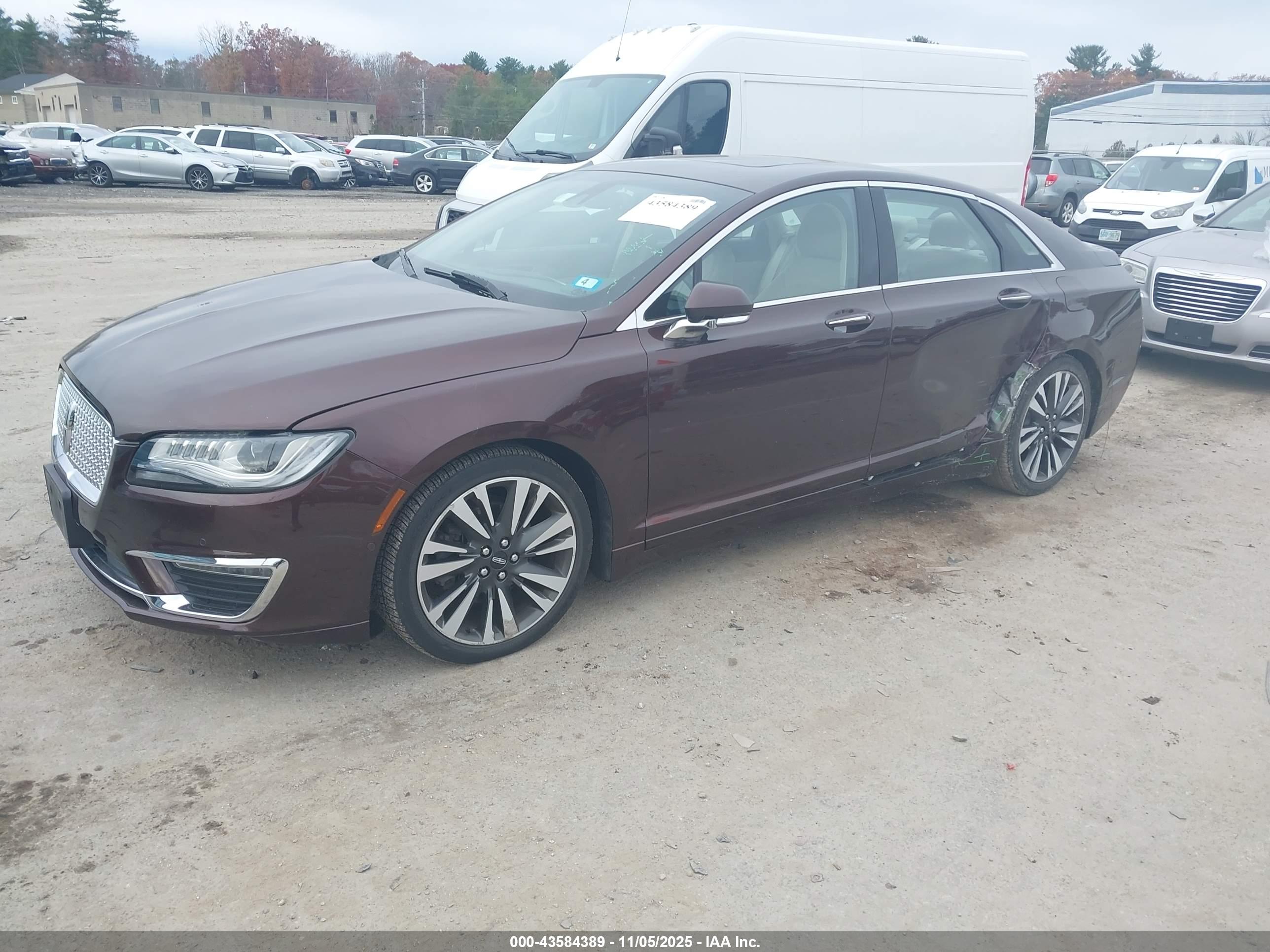 LINCOLN MKZ image 2