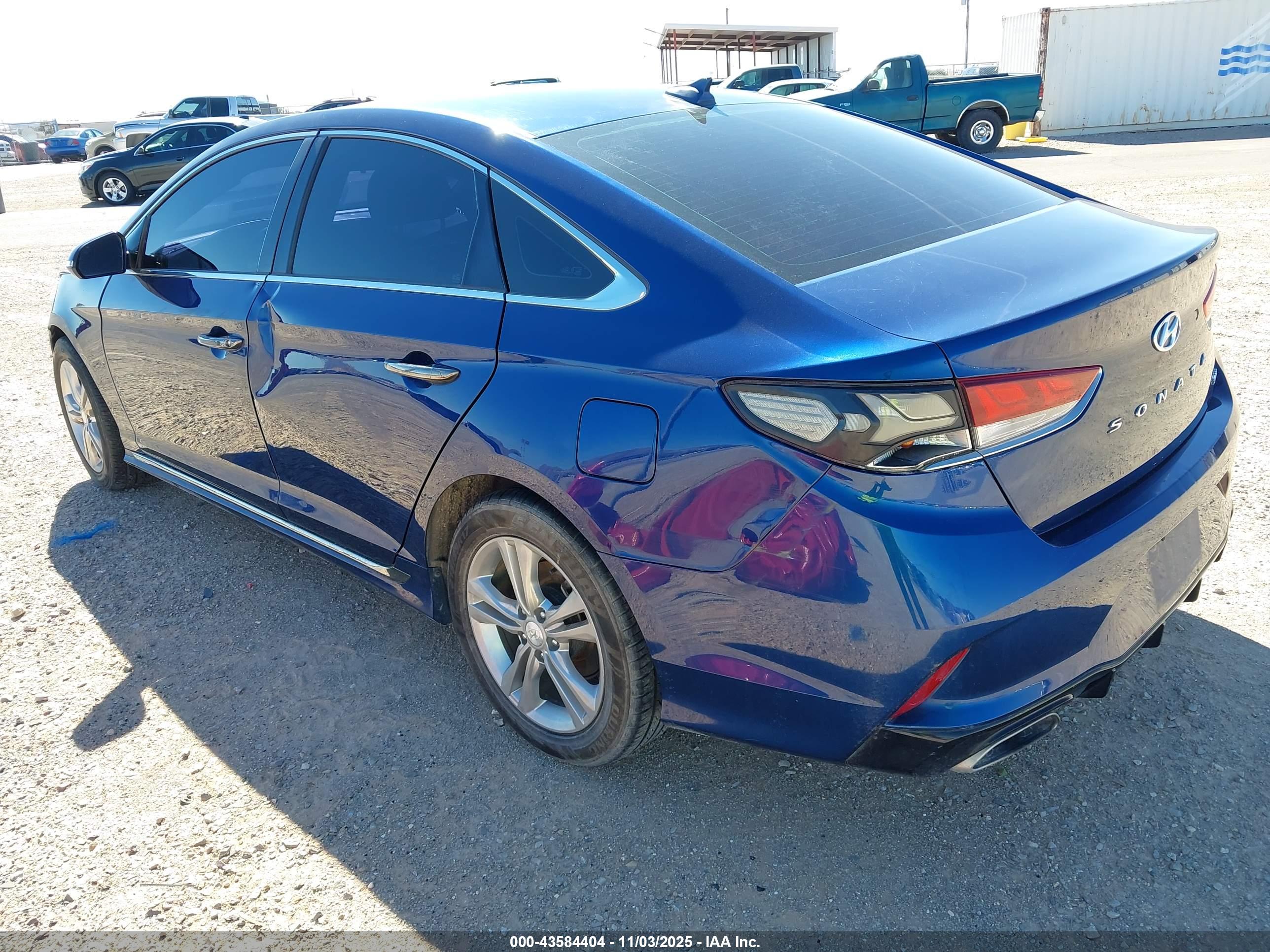 HYUNDAI SONATA image 3
