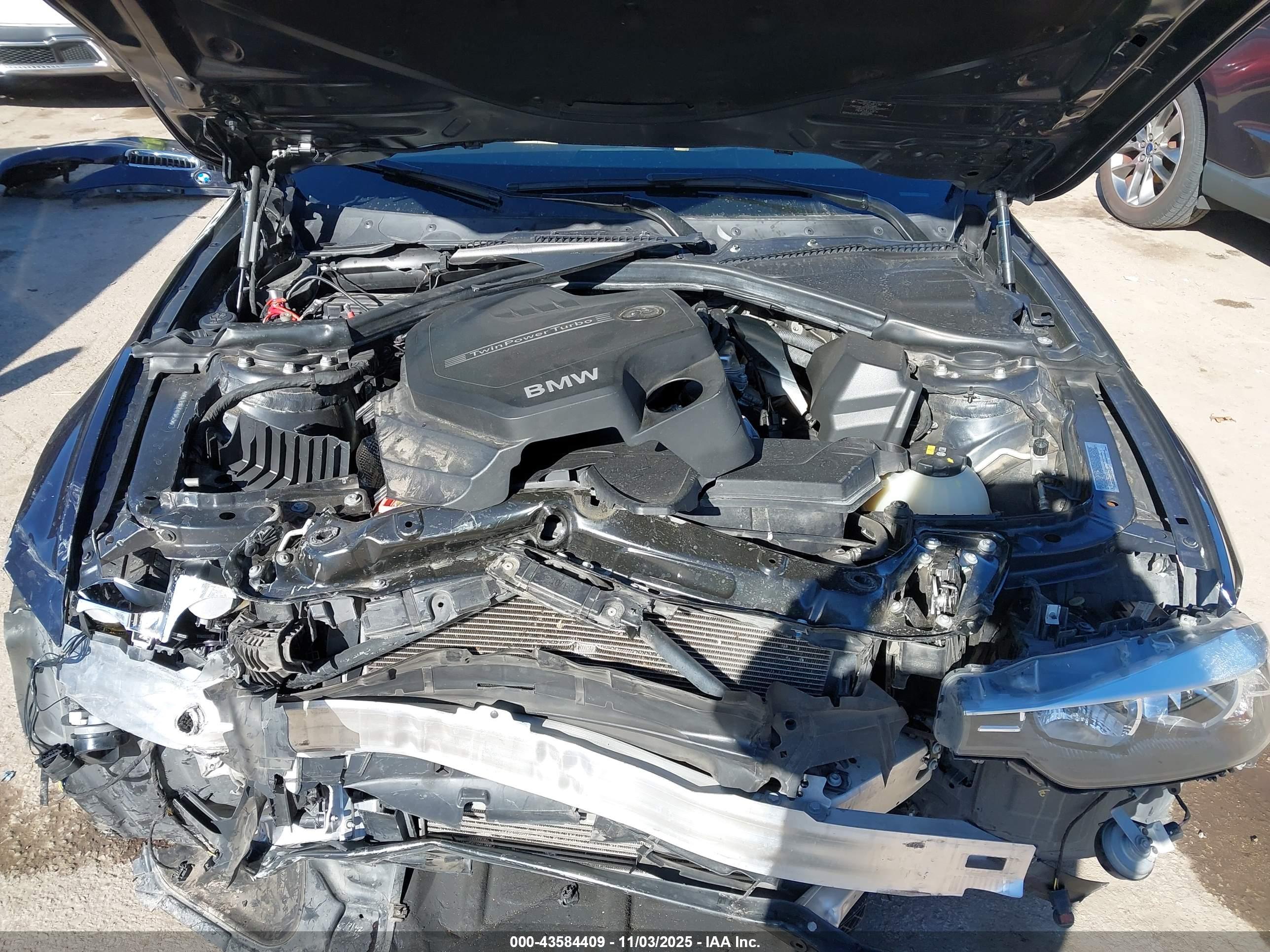 BMW 320I image 10