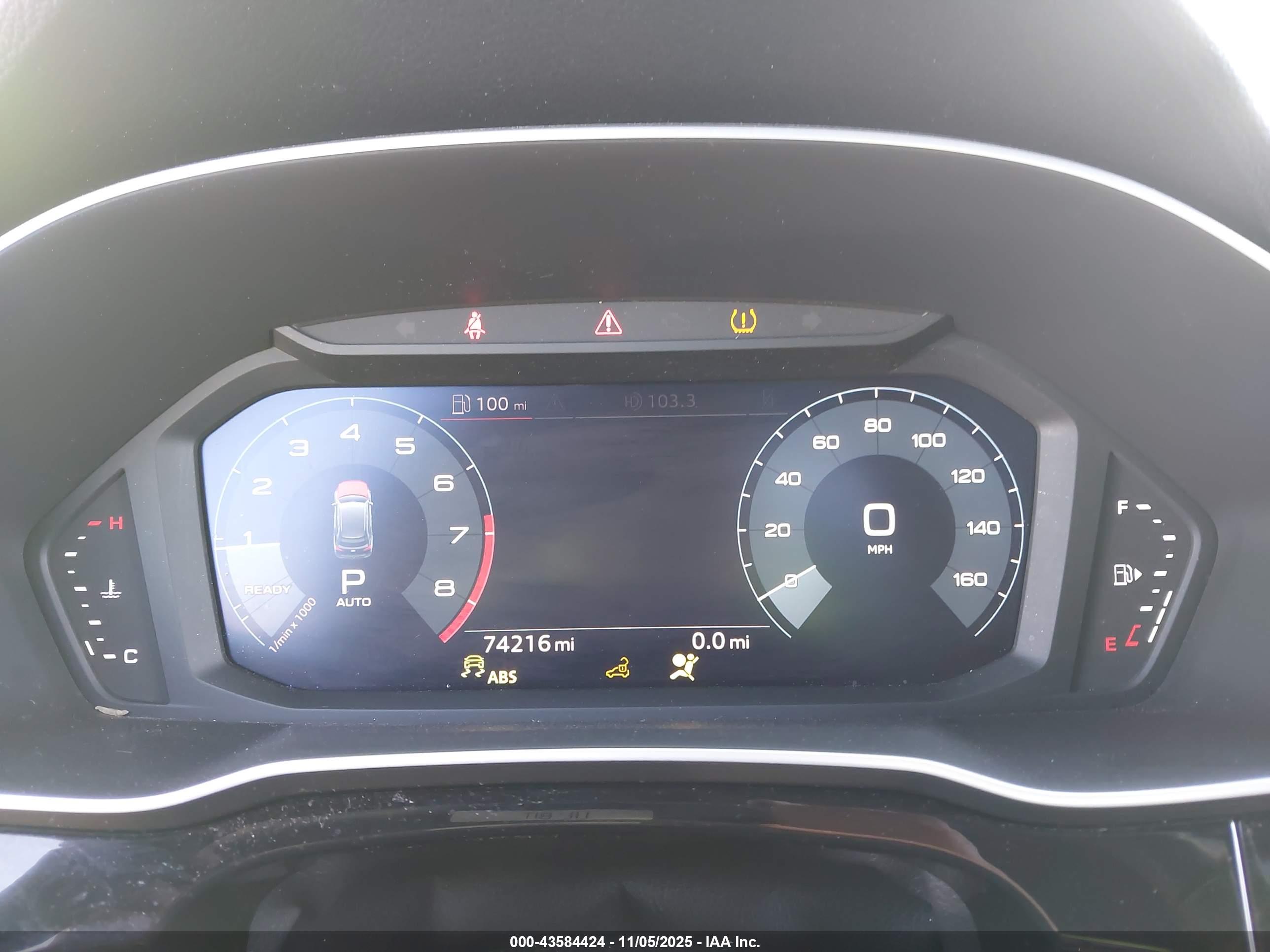 AUDI Q3 image 7