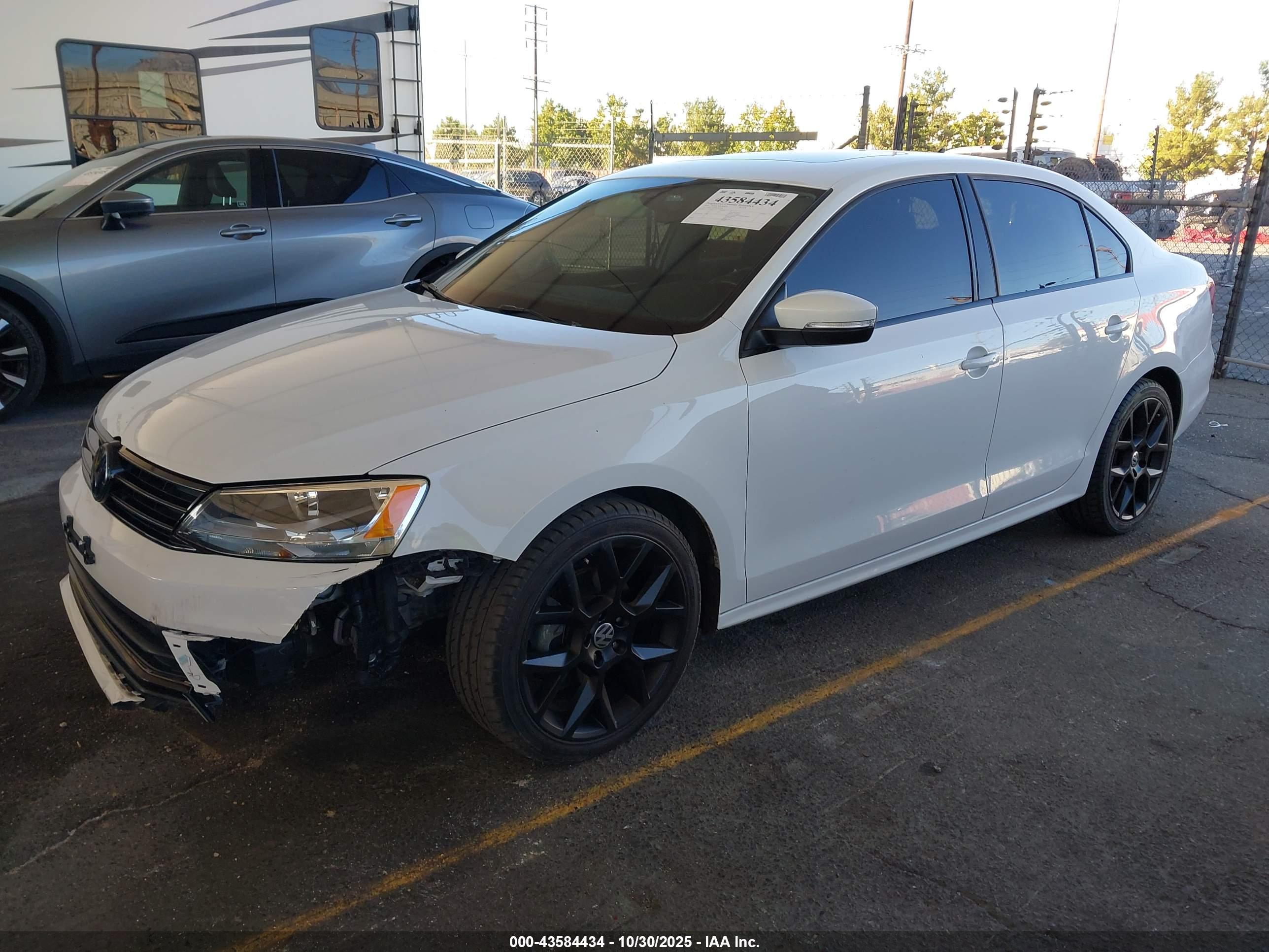 VOLKSWAGEN JETTA image 2