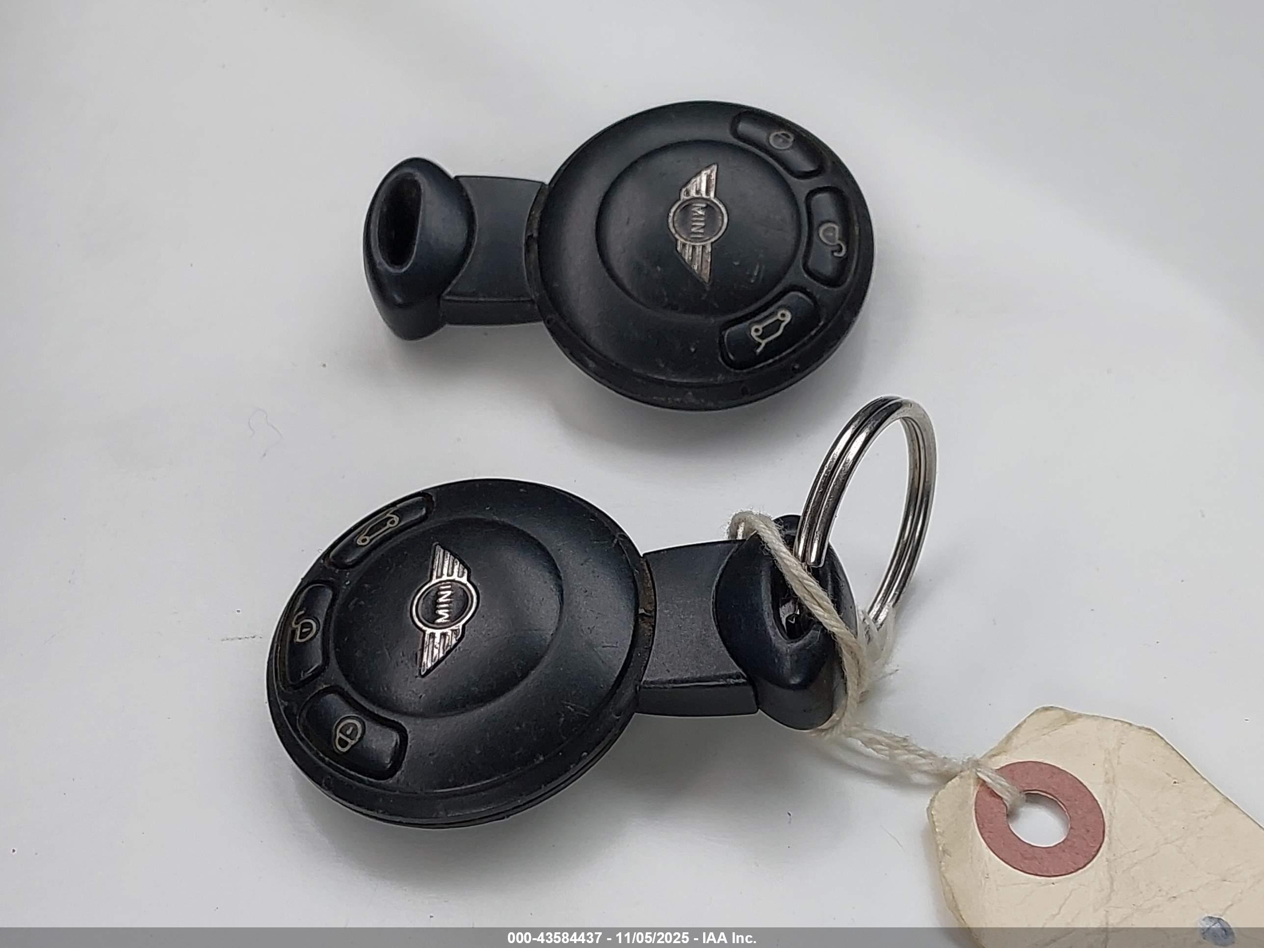 MINI COOPER image 11