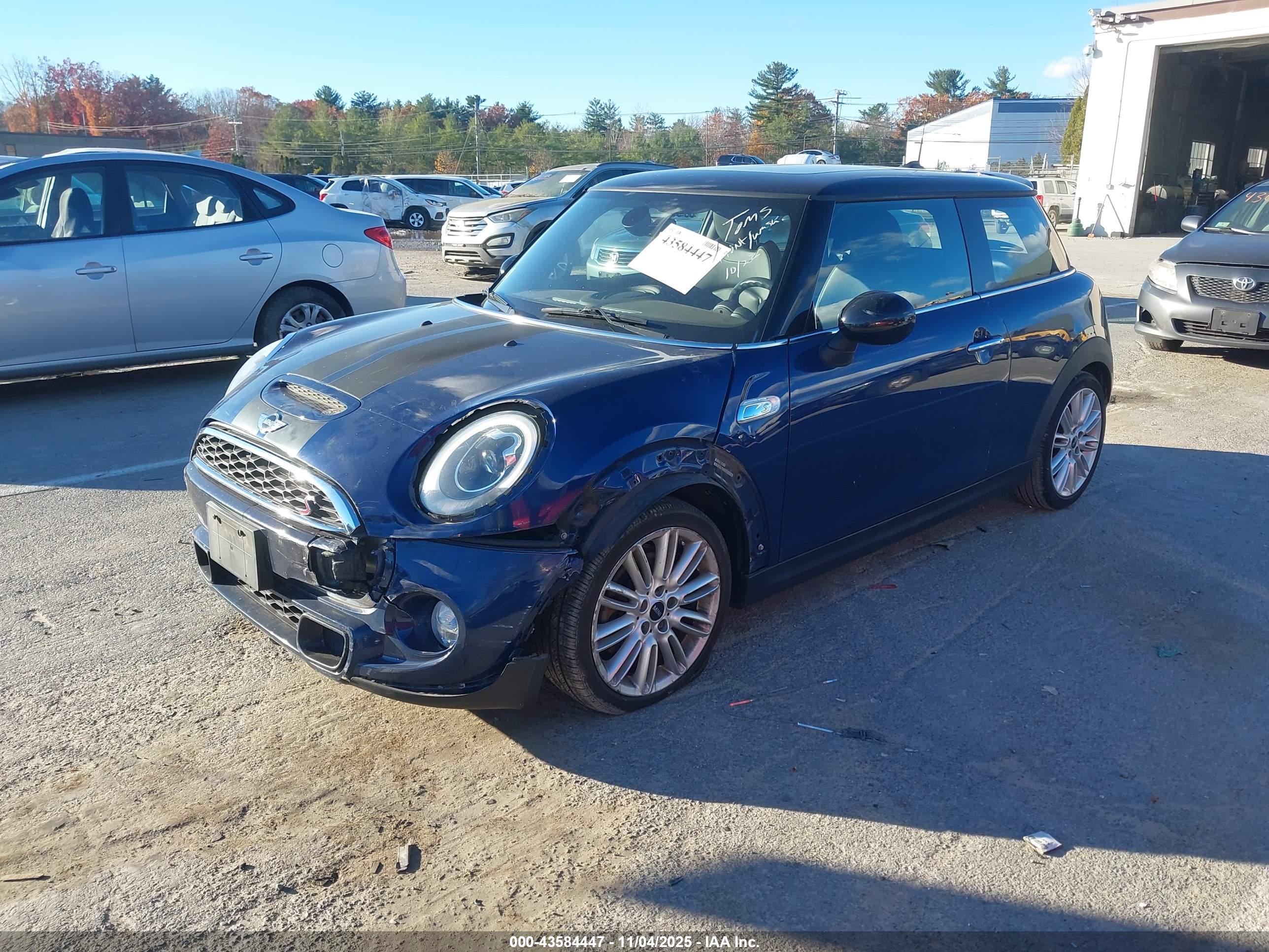 MINI HARDTOP image 2