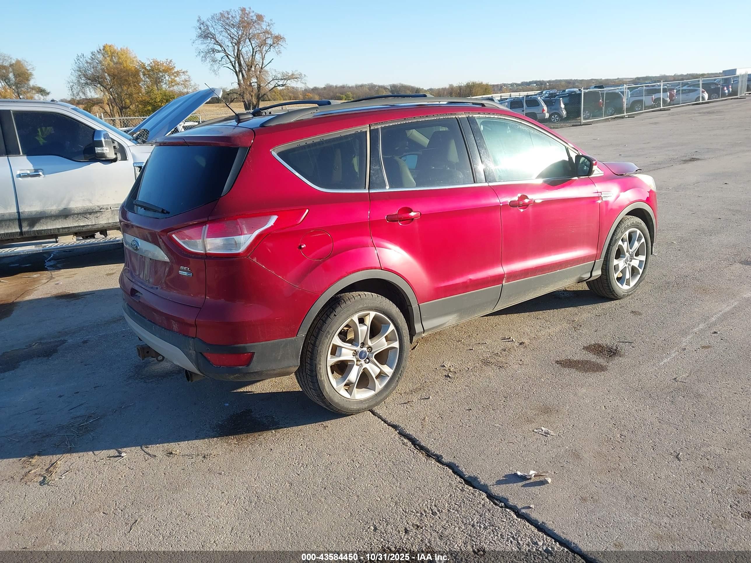 FORD ESCAPE image 4